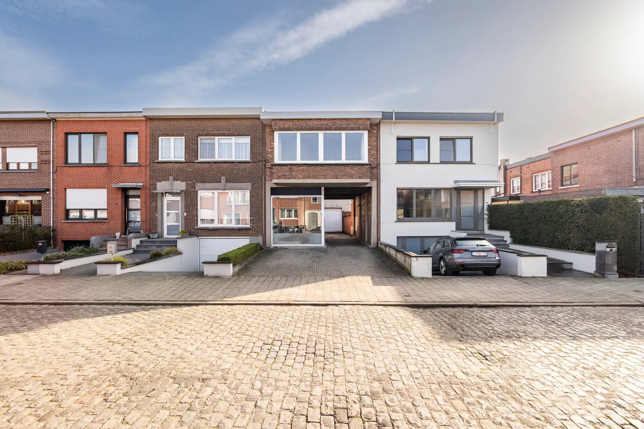 Multifunctionele woning met magazijn en showroom foto 28