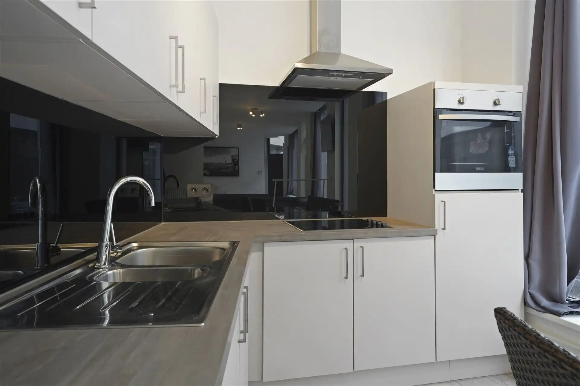 CENTRALE LIGGING / RUIME WONING foto 40