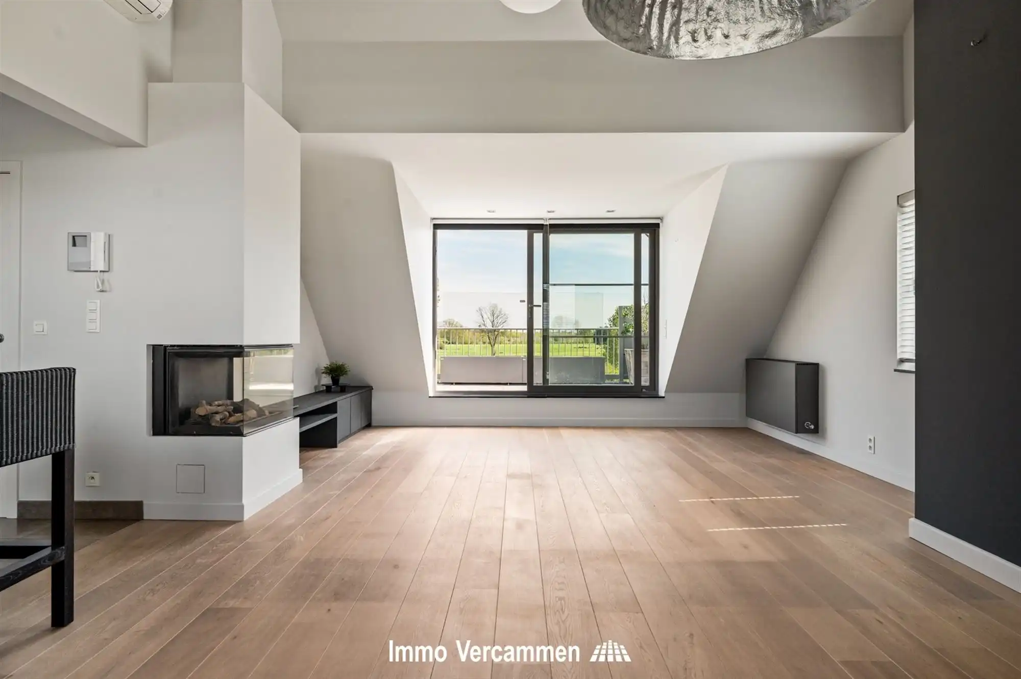 Appartement met 2 slaapkamers te Koningshooikt foto 2