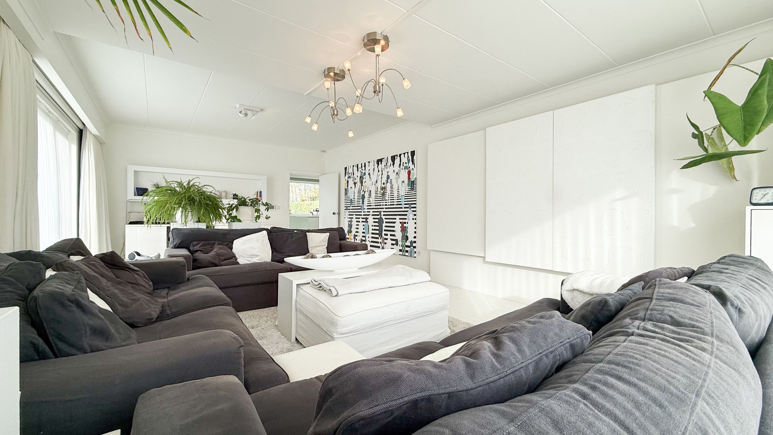 Charmante woning op 18are grond, grote tuin en ruime garage! foto 3