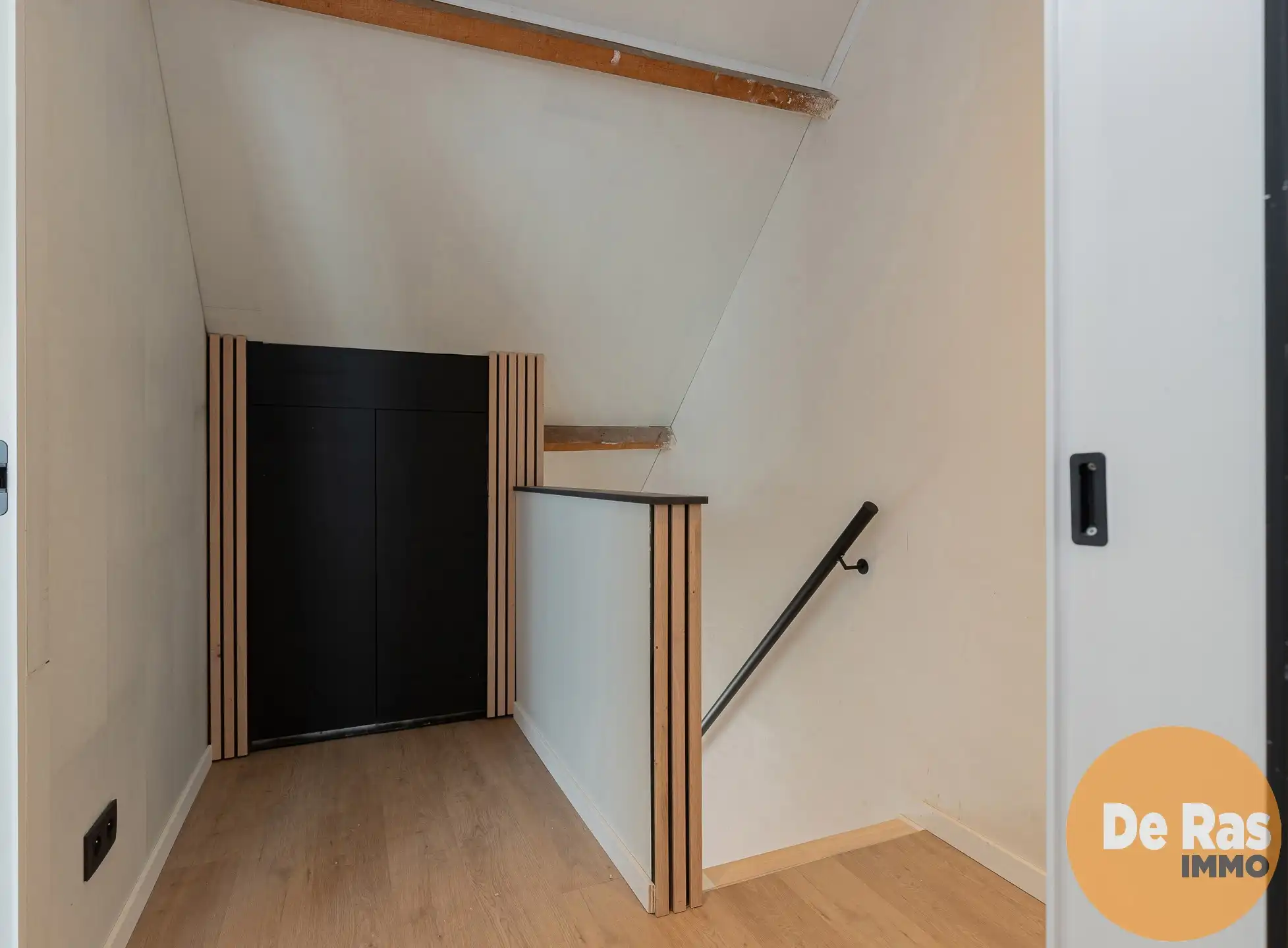 WICHELEN - Exclusief gerenoveerde woning met charme foto 18