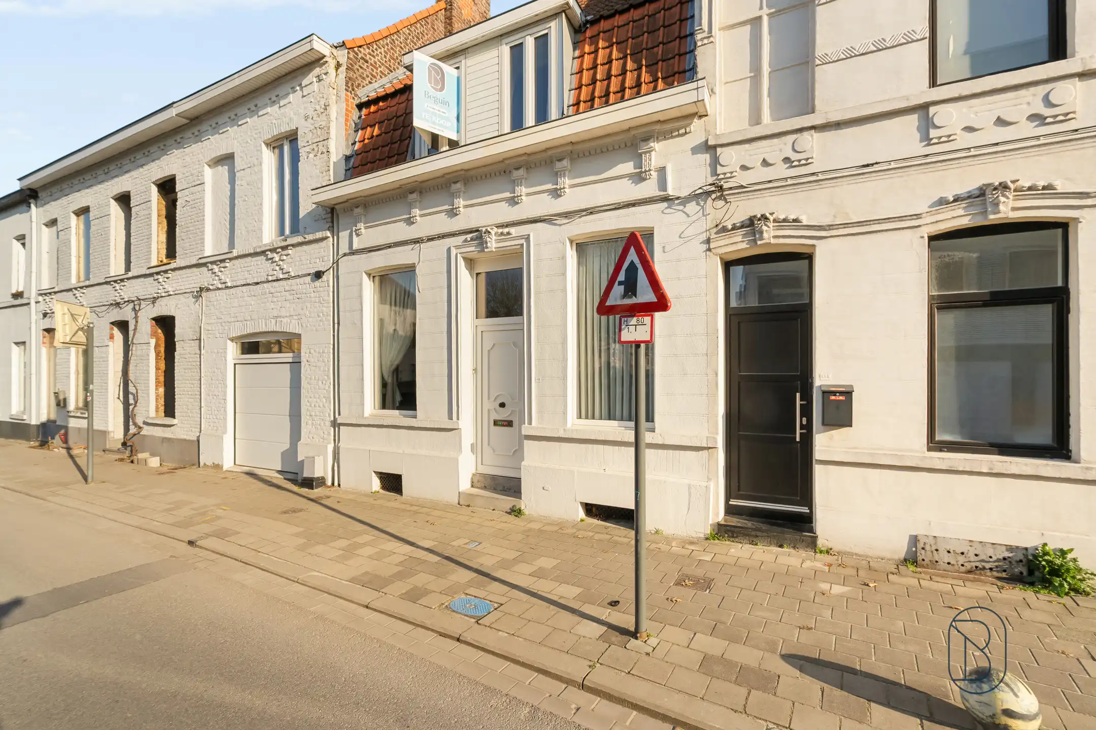 Topgelegen op te frissen woning met 5 slk en handige garage foto 19