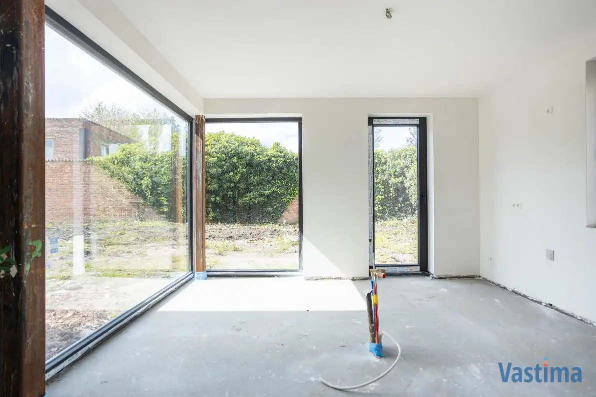 Nieuwbouw halfopen woning met 3 slaapkamers, garage en tuin foto 10
