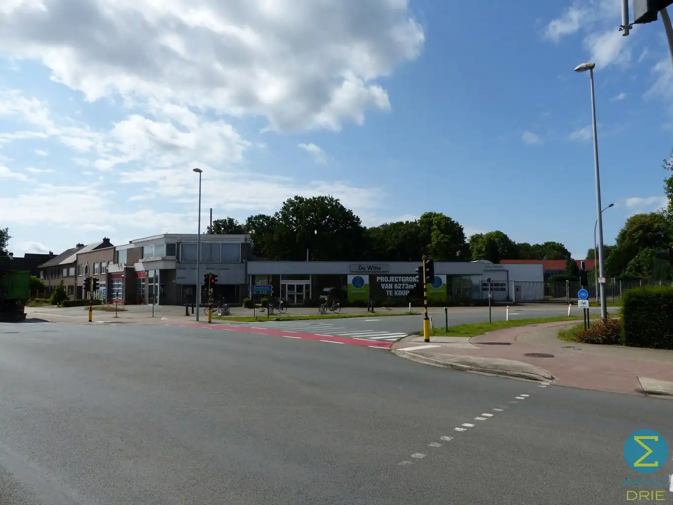 Projectgrond van 6.273m², gelegen nabij het centrum. foto 7