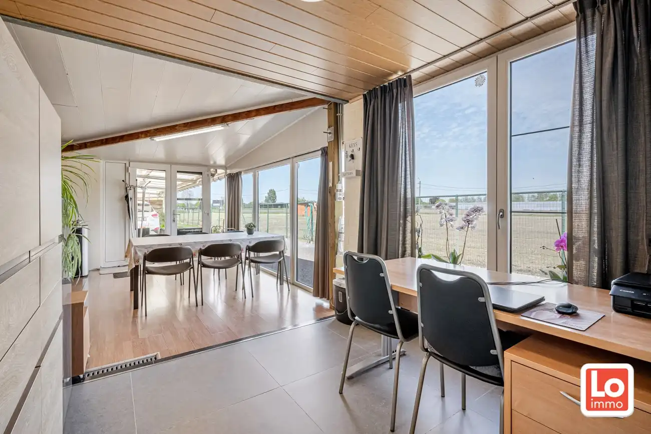 Landelijk gelegen half open woning met ruim bijgebouw (ca. 65m) en grote tuin met open zicht tussen Hijfte en Lochristi. foto 14