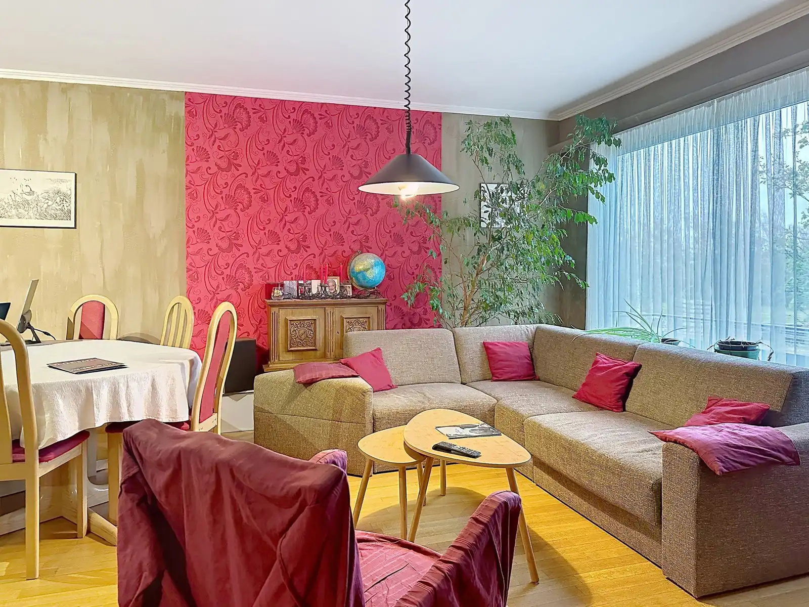 Appartement met drie slaapkamers.  Optie tot garage foto 4