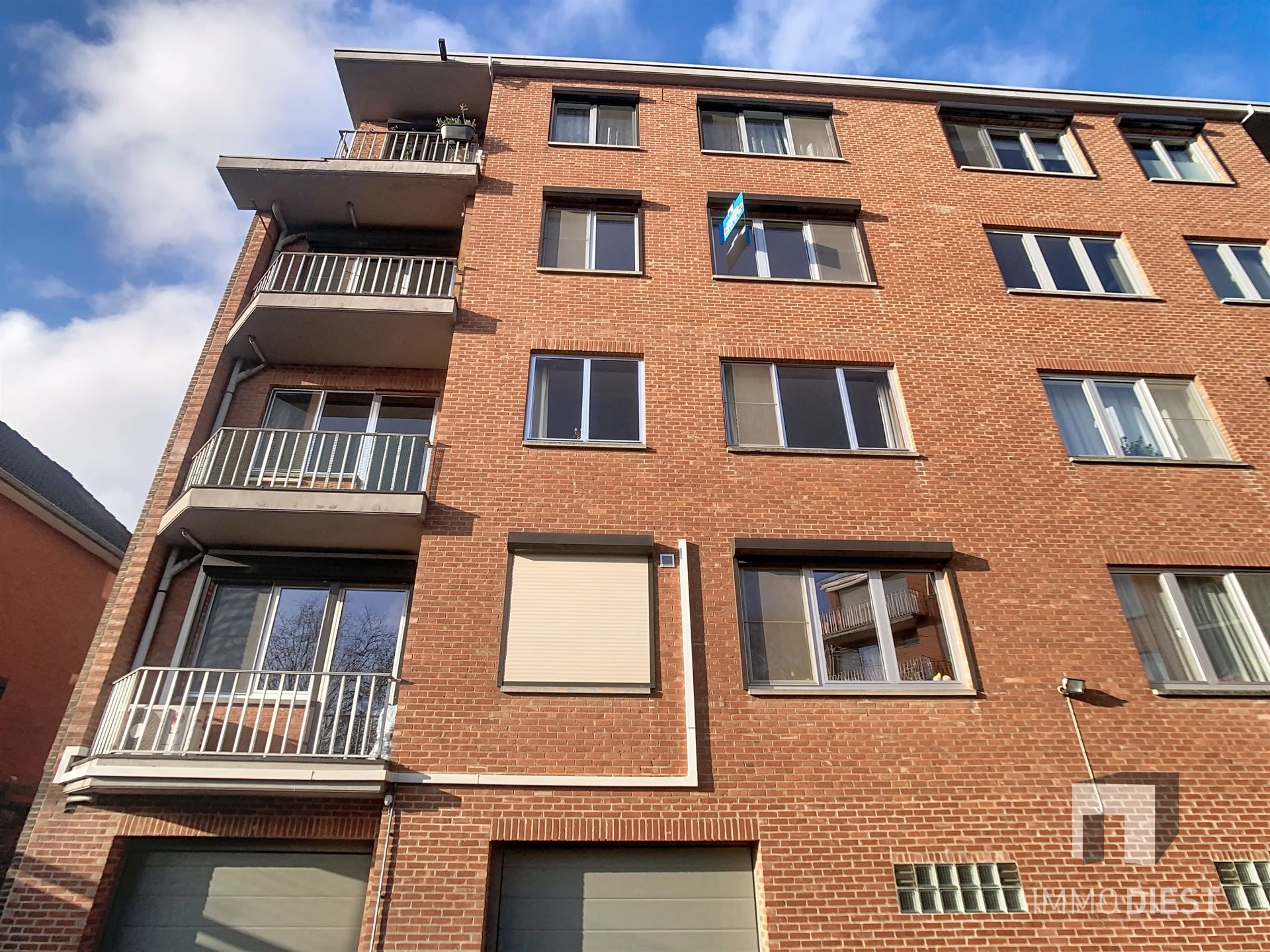 Uniek appartement (100 m²) met 3 slaapkamers, dubbele garage, lift en kelder op een toplocatie in Leuven! foto 37