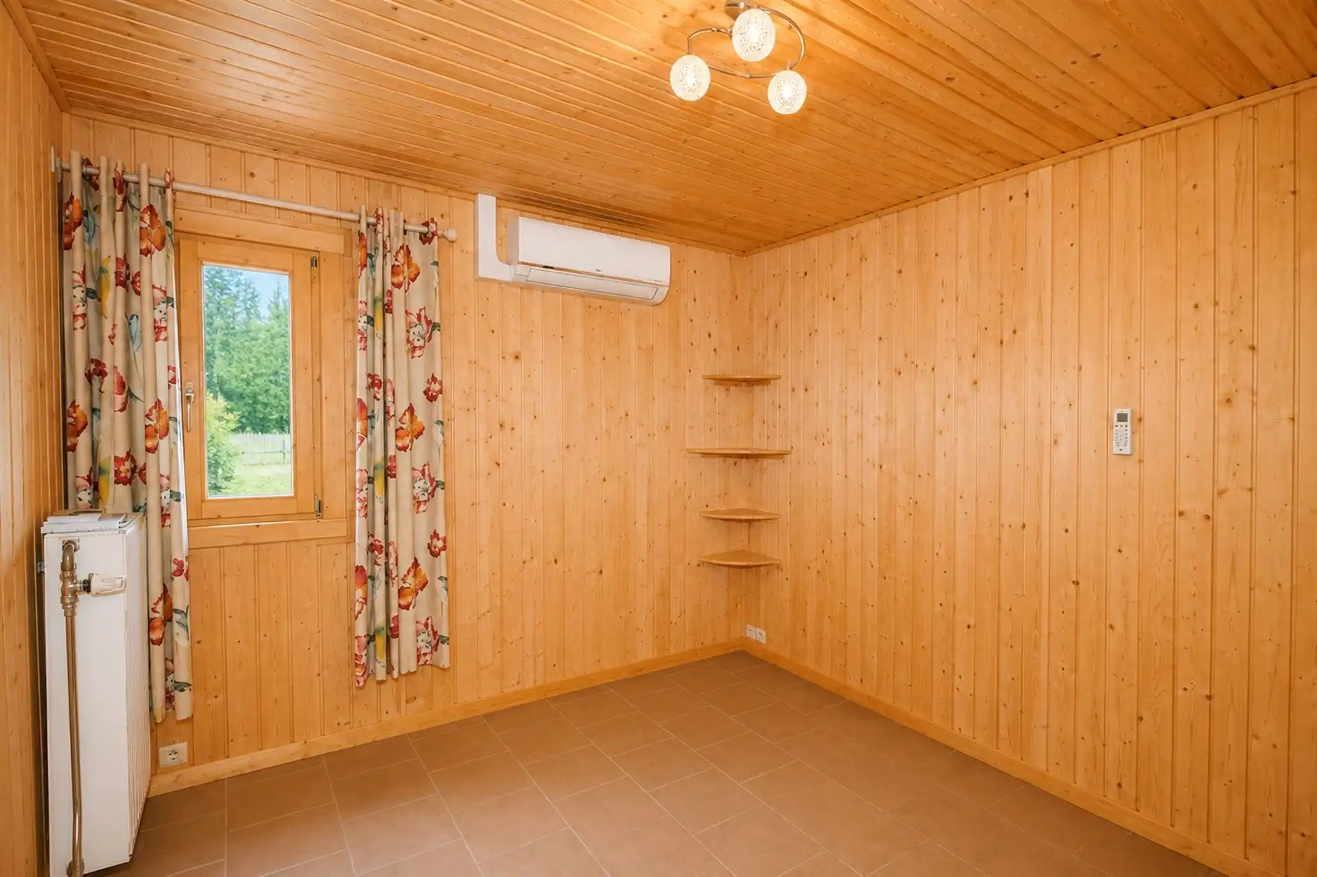 Charmante vakantiewoning op 2.801 m² aan de bosrand in Recht foto 17