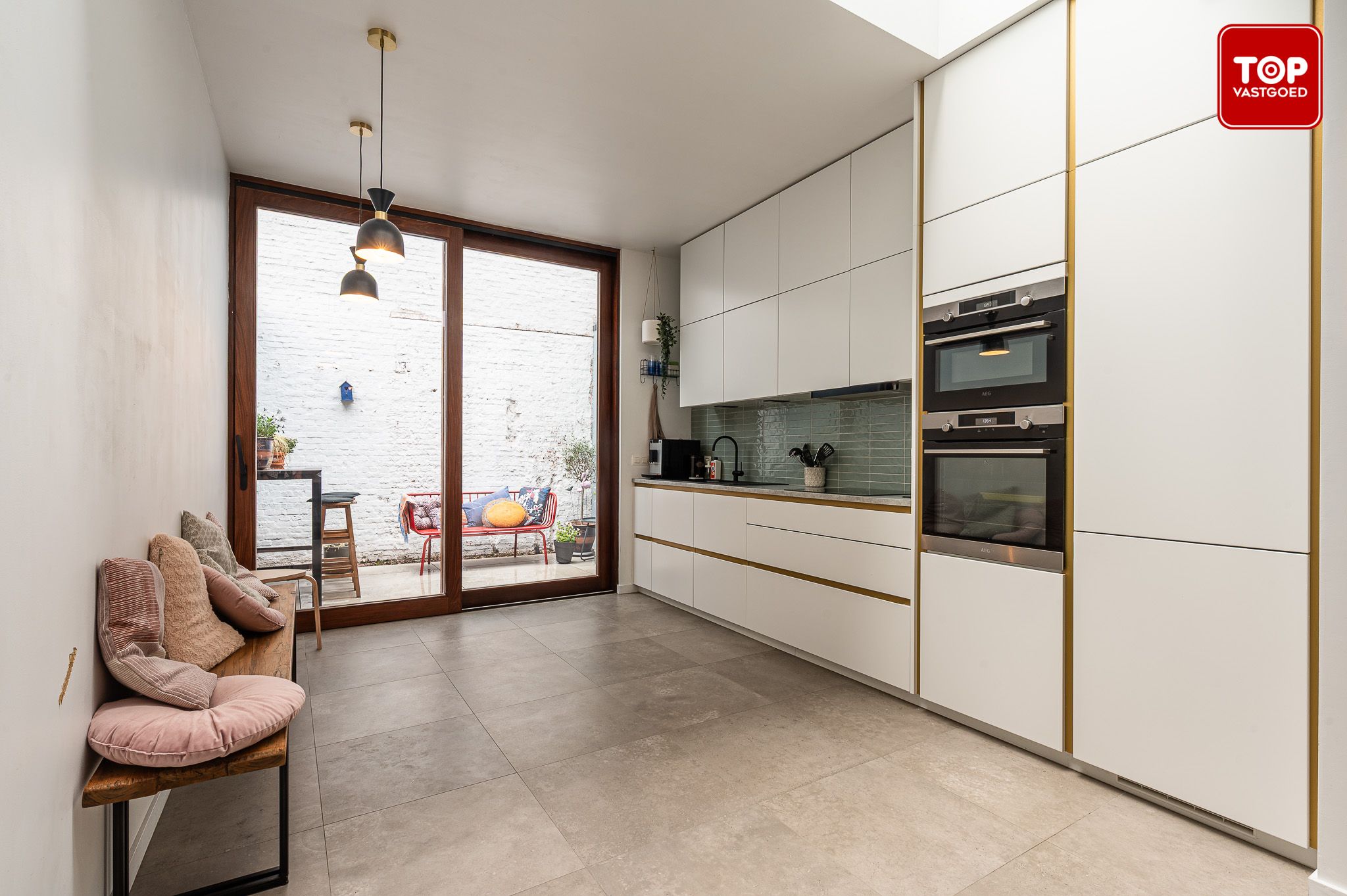 Instapklare woning met karakter, kwaliteitsvolle afwerking en gezellige stadskoer foto 5