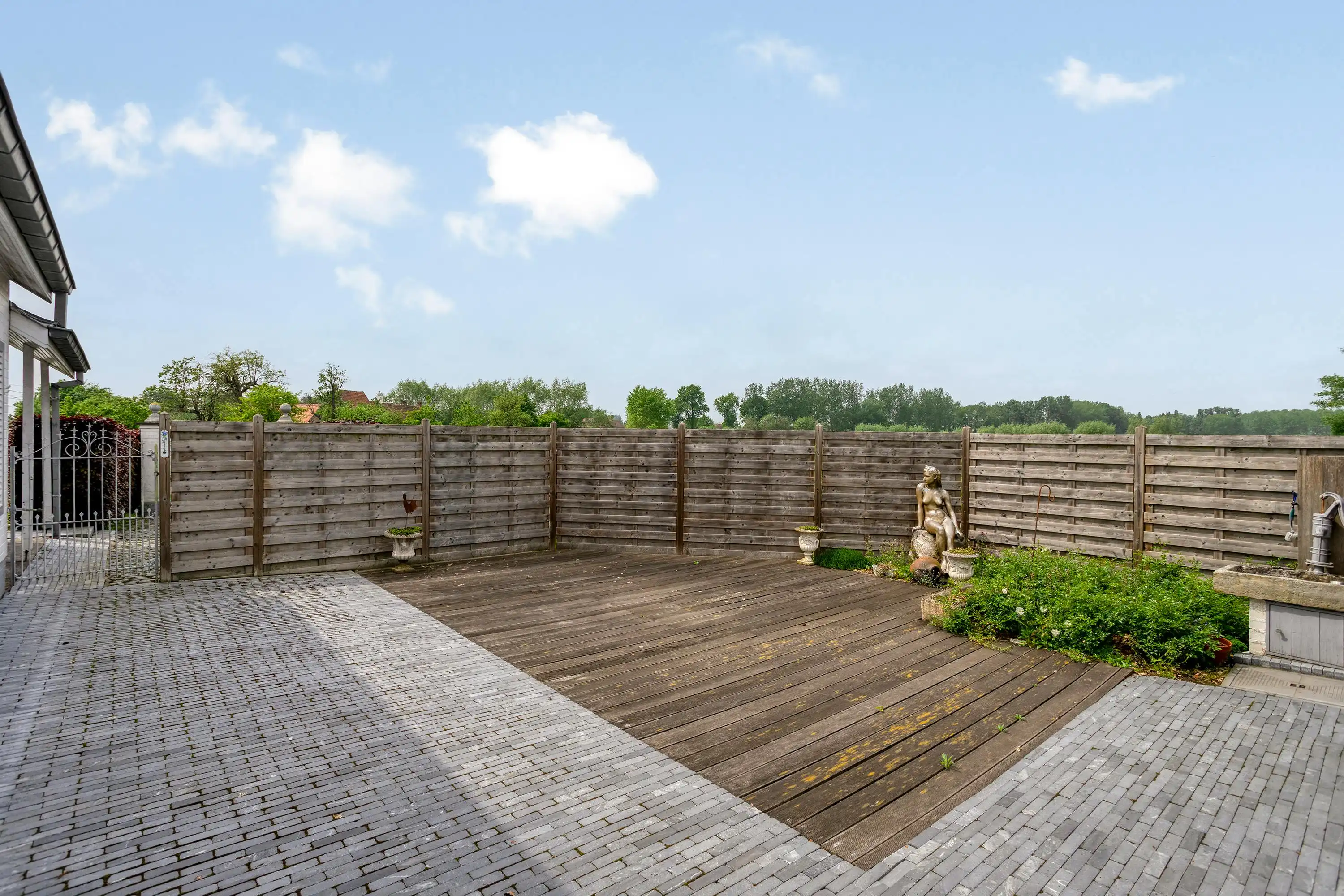 Huis met 3 slaapkamers op 2.287 m² grond te koop in Ursel!  foto 27