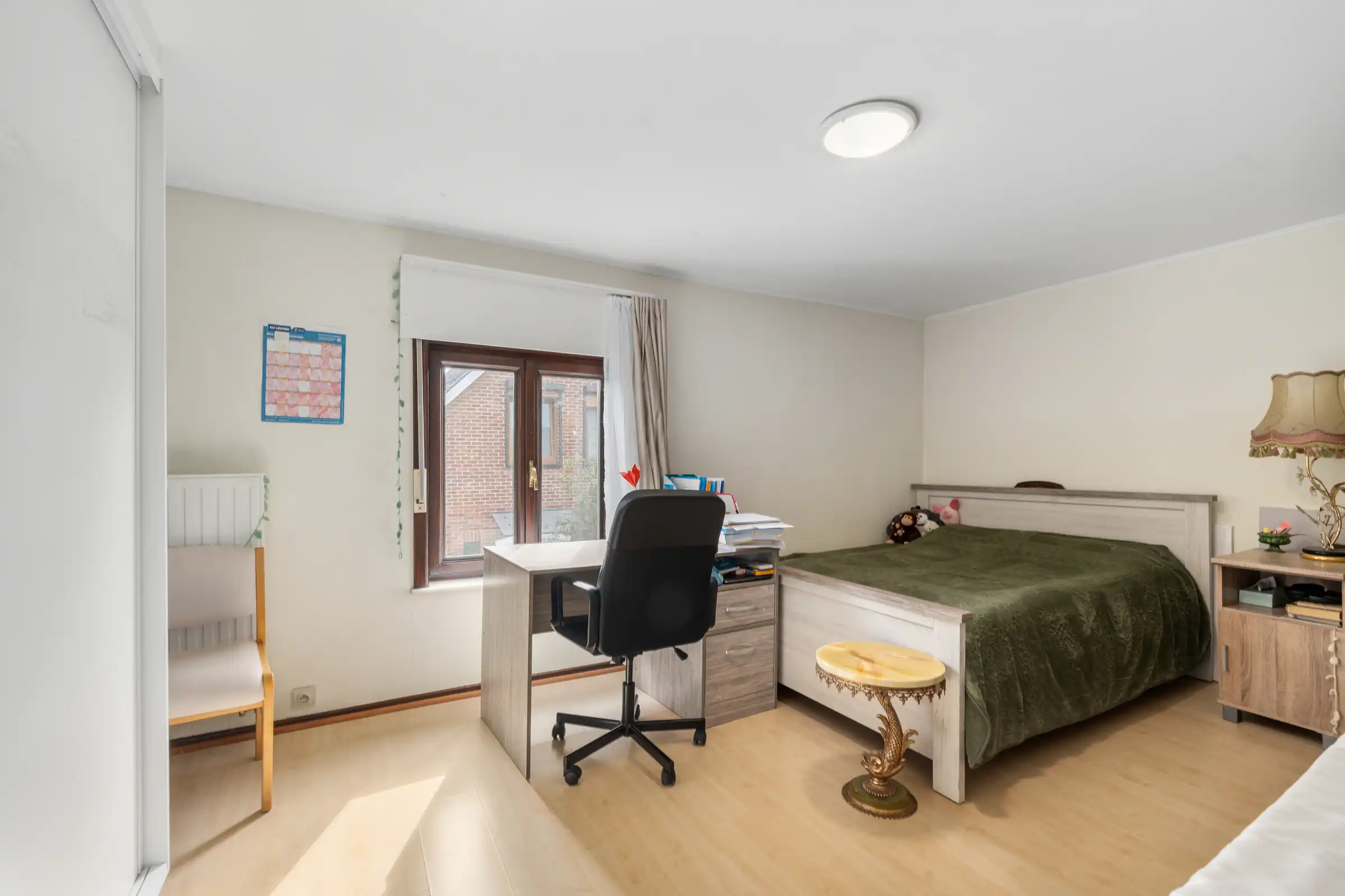 Ruime woning met renovatie foto 12