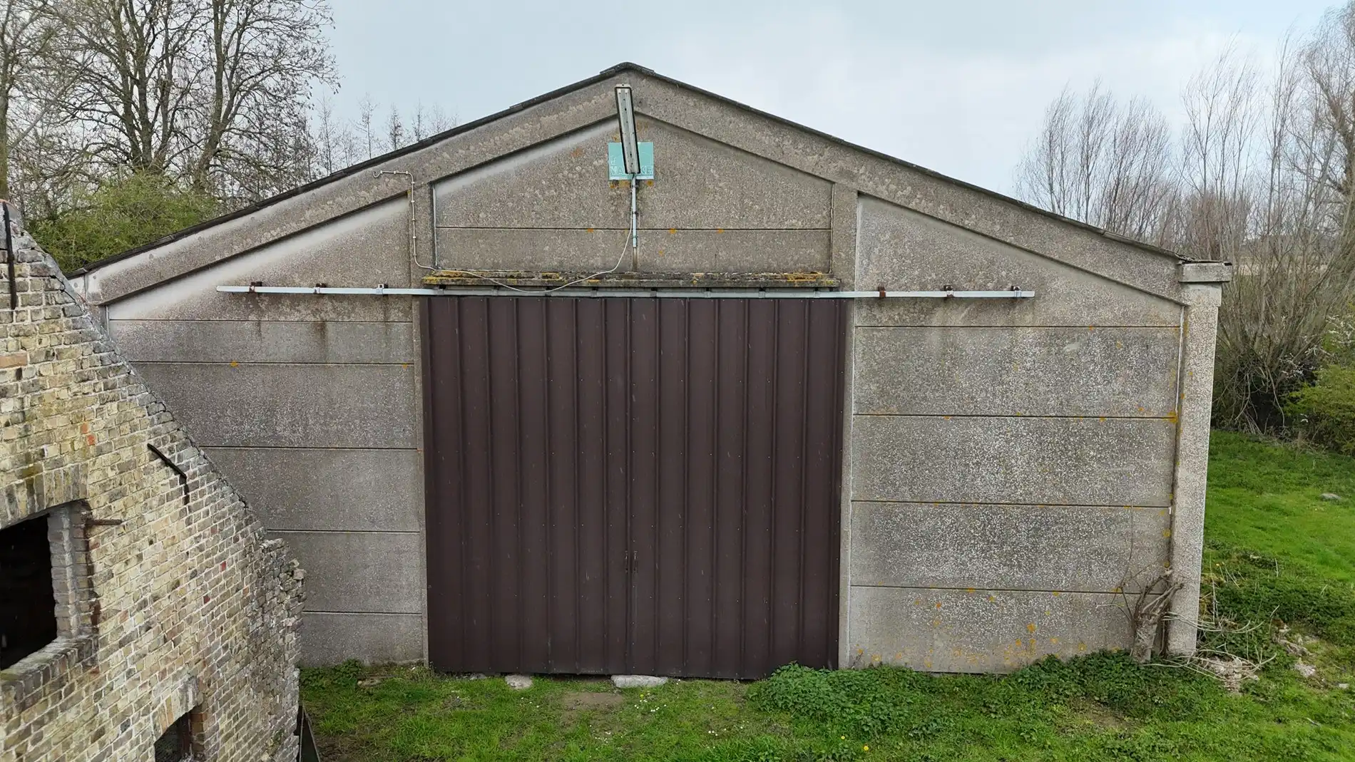 Rustig gelegen alleenstaande woning met loods en schuur te Kortemark  foto 8