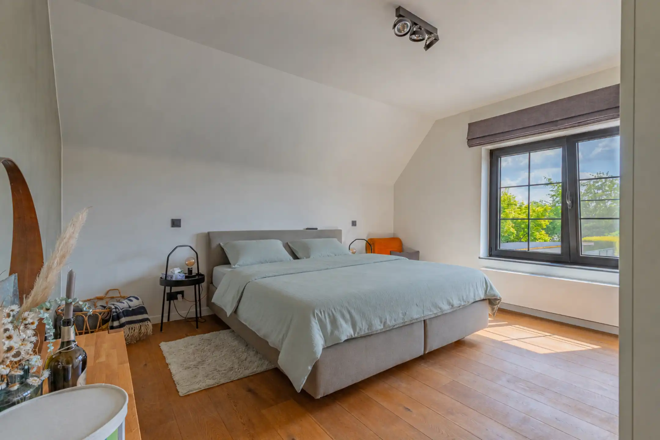  VELZEKE- Prachtige, lichtrijke woning met open zicht foto 18