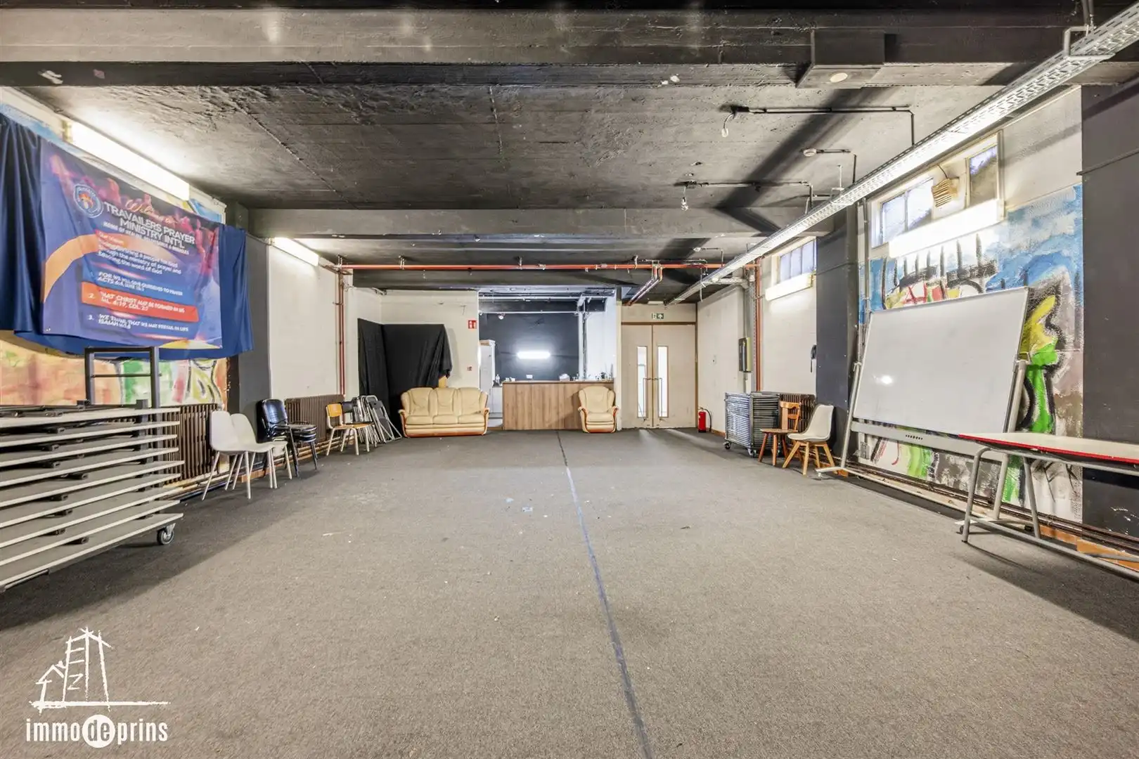 Kantoorgebouw voor diverse doeleinden foto 12