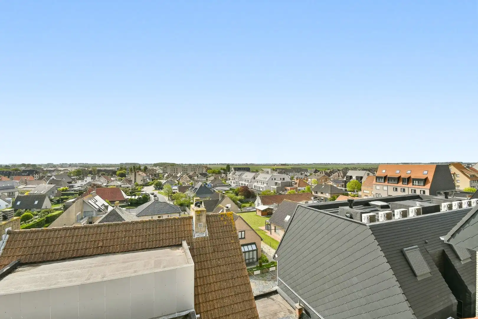 Duplex-appartement met twee ruime slaapkamers en een ruim en intiem terras foto 13