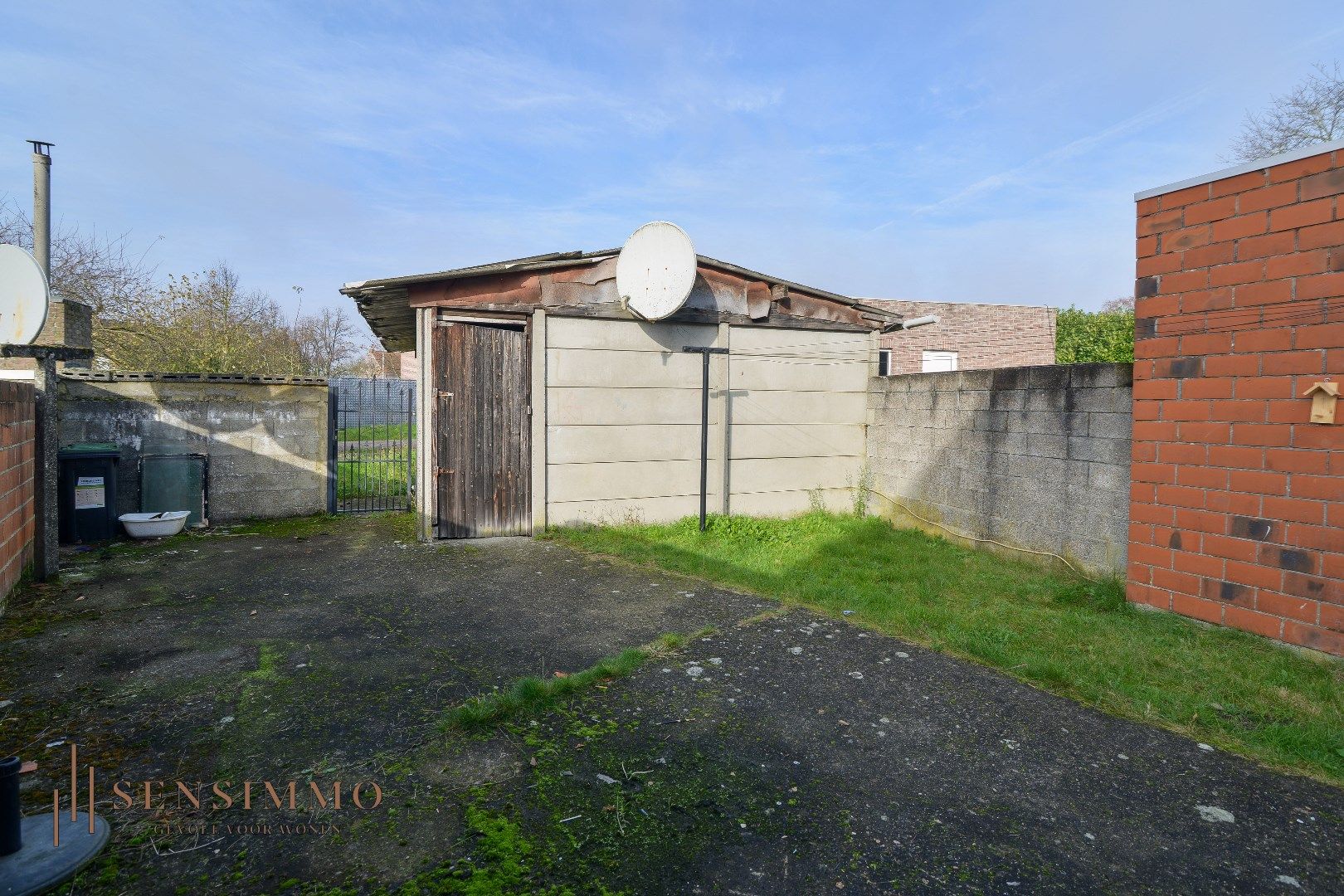 Rijwoning met tuin en garage! foto 21