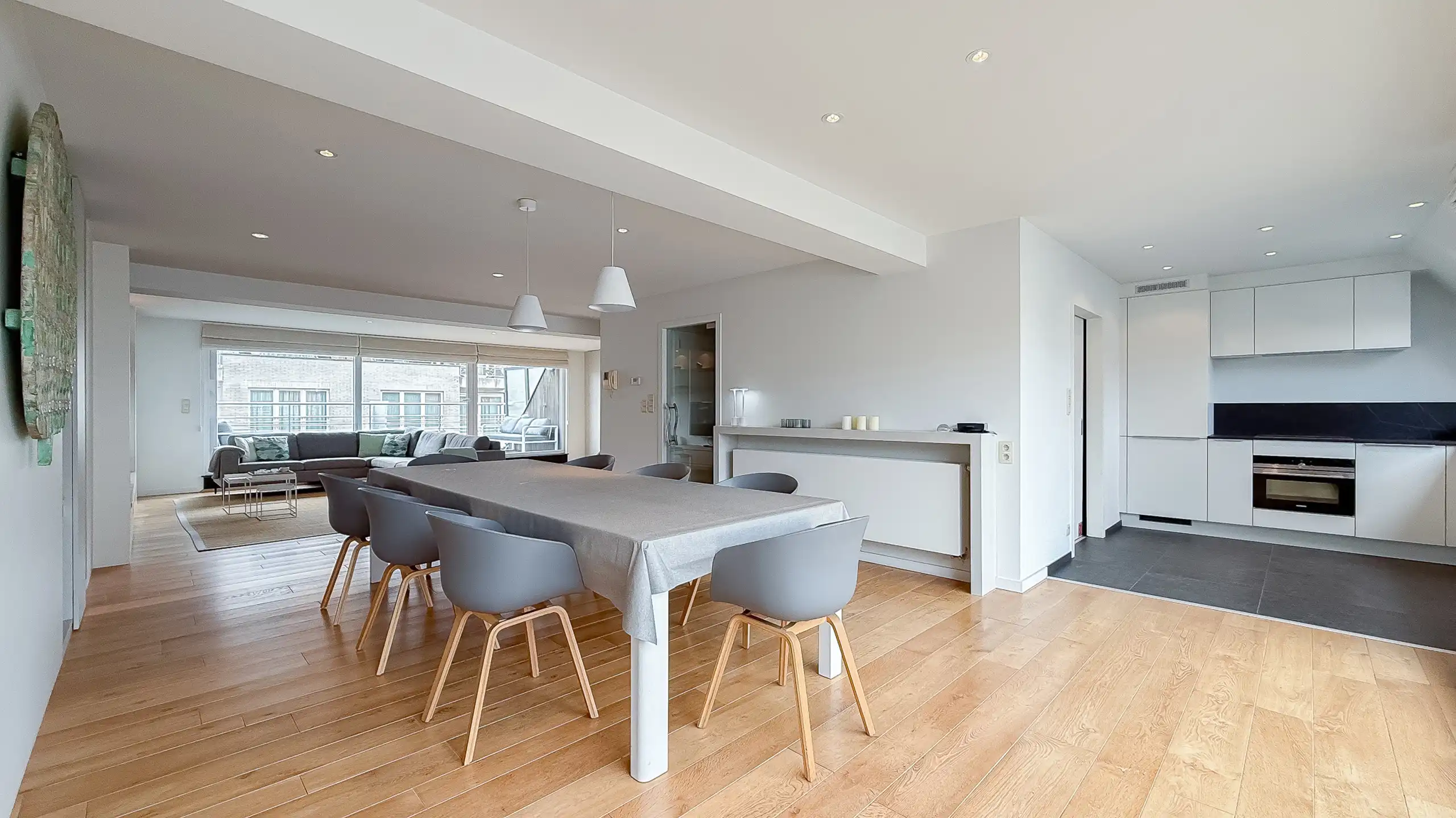 Duplex dakappartement met zonneterrassen nabij Rubensplein foto 10