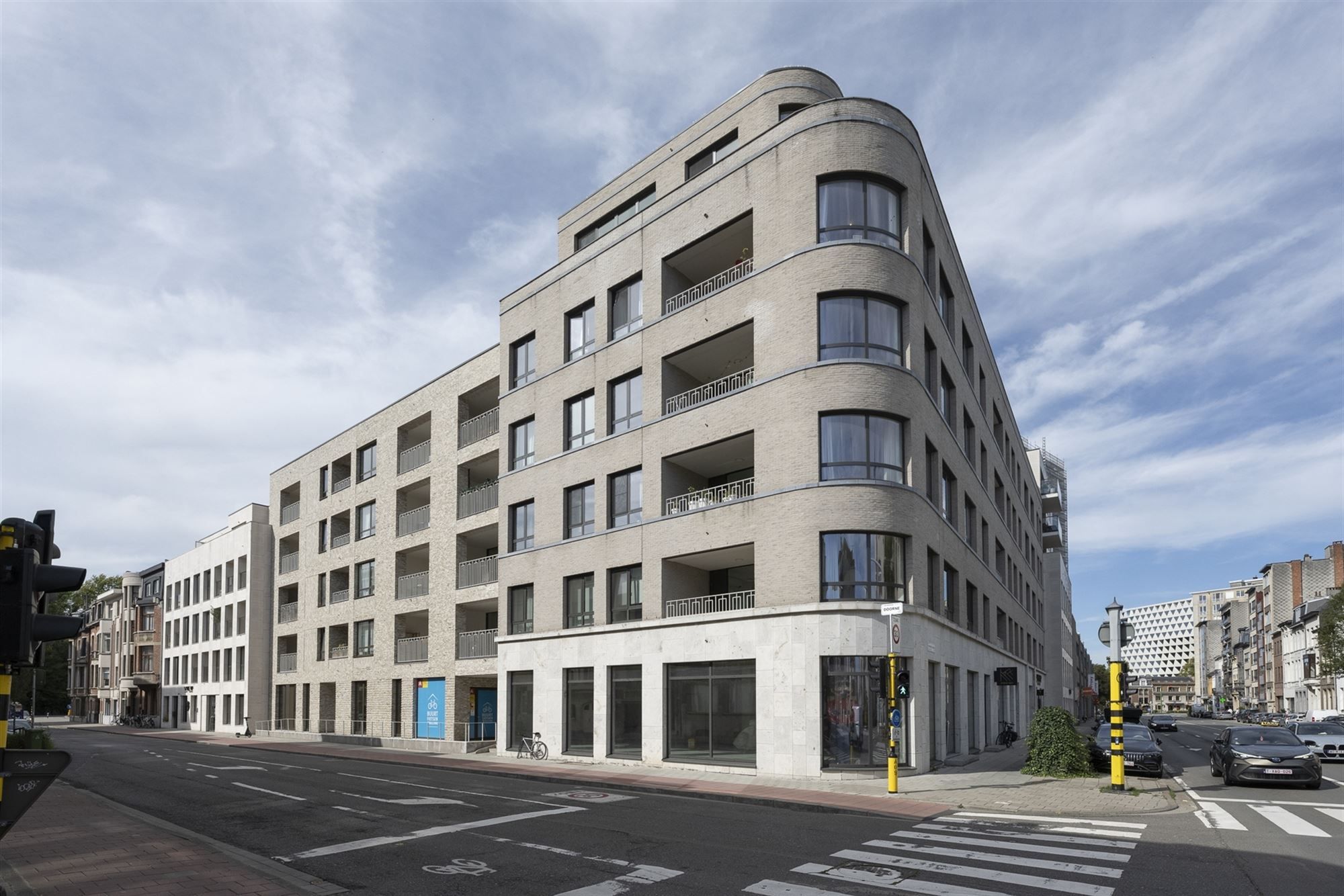 Recent en energiezuinig appartement met ruim terras foto 16