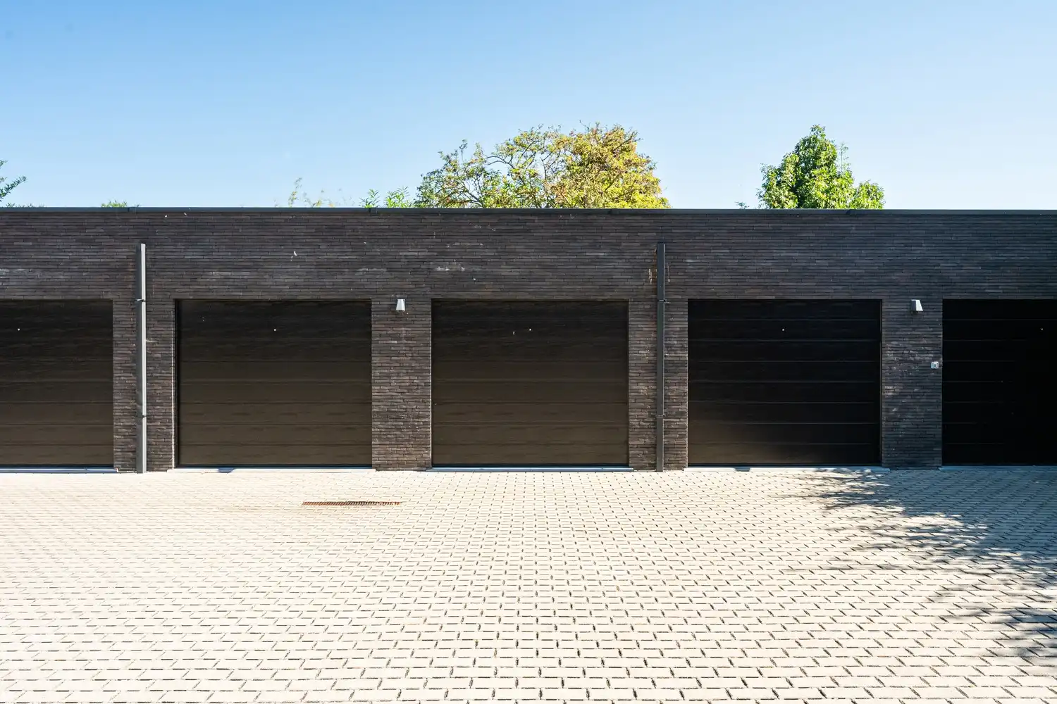 Modern appartement met ruim terras én garage in Sint-Jan-in-Eremo foto 15