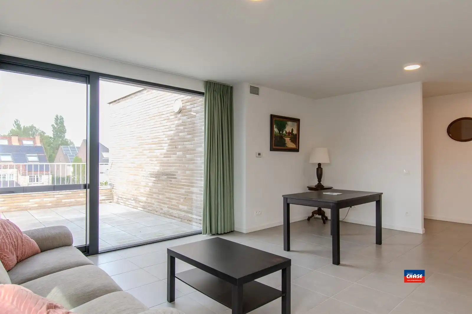 Assistentiewoning met ruim terras en autostaanplaats foto 2