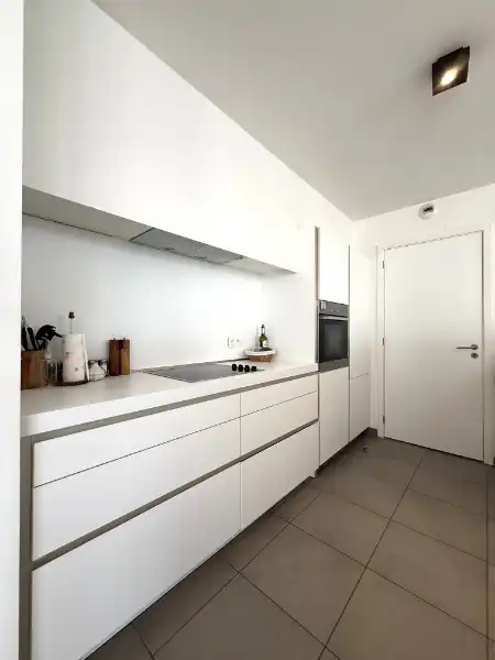 Lichtrijk hoekappartement met terras nabij Watersportbaan foto 10