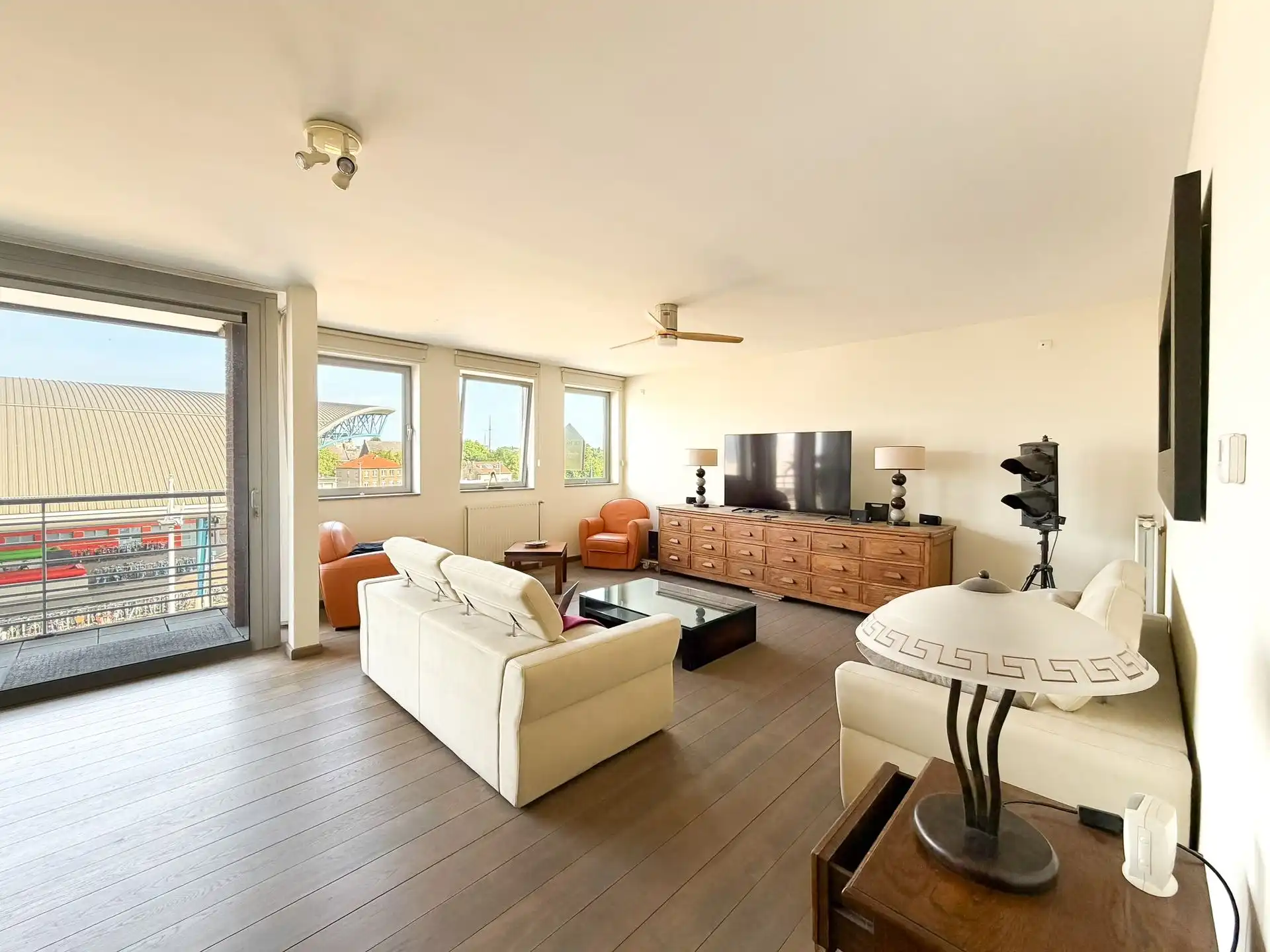 Appartement met terras en parking foto 2