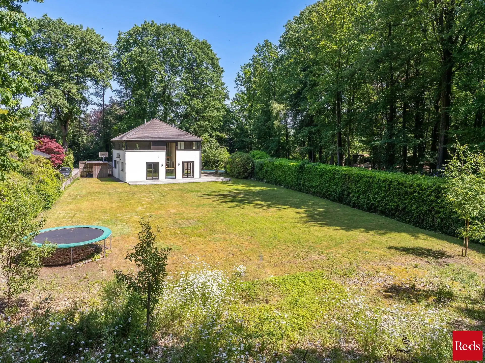 Villa met zwembad omringd door natuur en maximale privacy foto 28