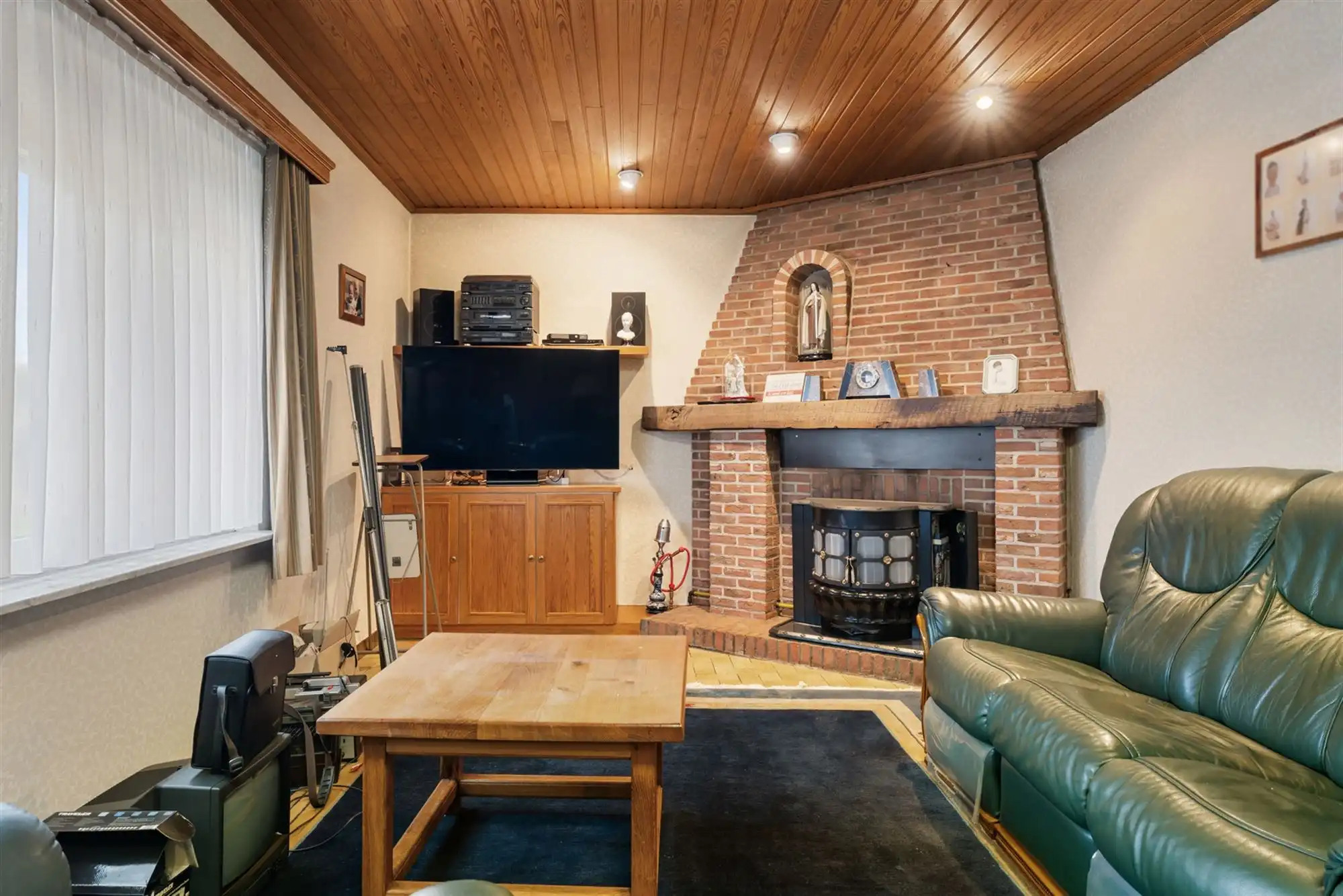 RUIME WONING MET 6 SLAAPKAMERS VLAK BIJ KOERSEL CENTRUM foto 3