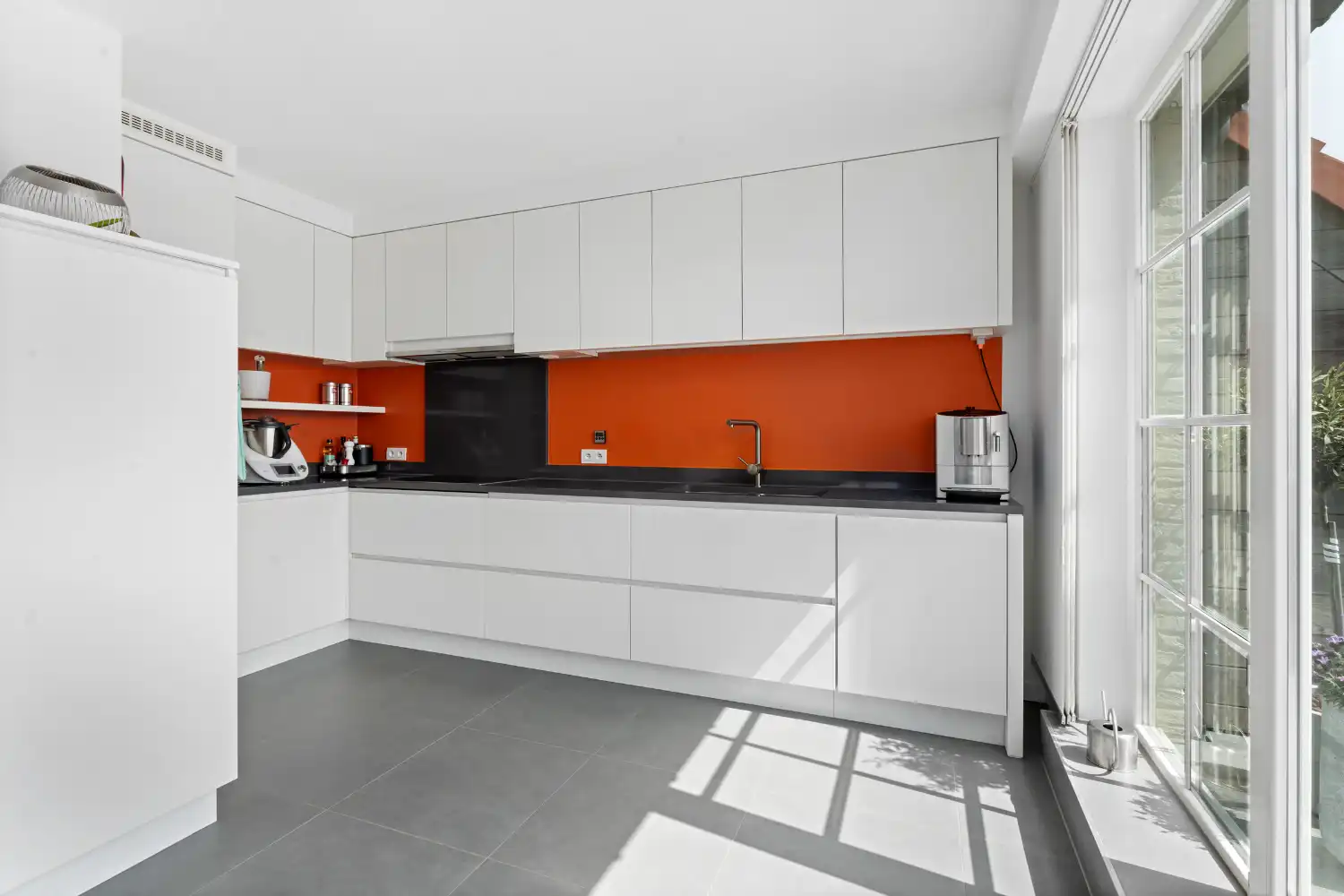 Luxueus en lichtrijke penthouse met zuidgerichte terrassen vlakbij het strand foto 9