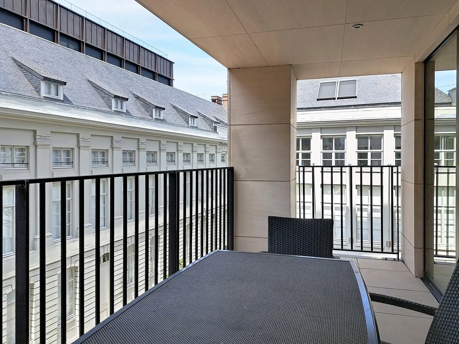 Appartement te huur foto 11