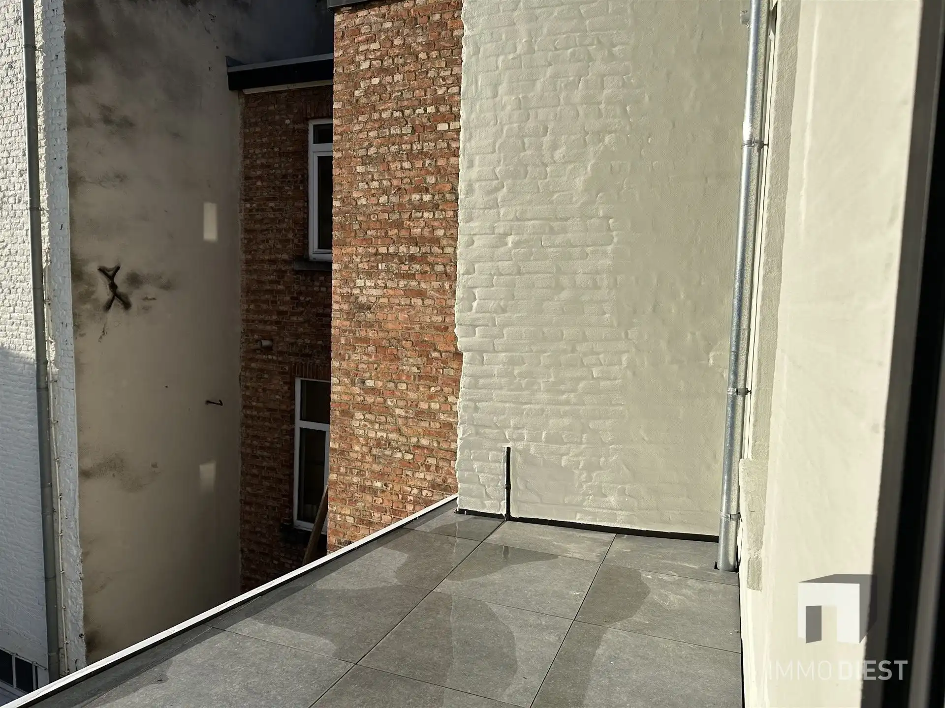 Opbrengsteigendom - 3 gloednieuwe appartementen + 1 handelspand foto 16