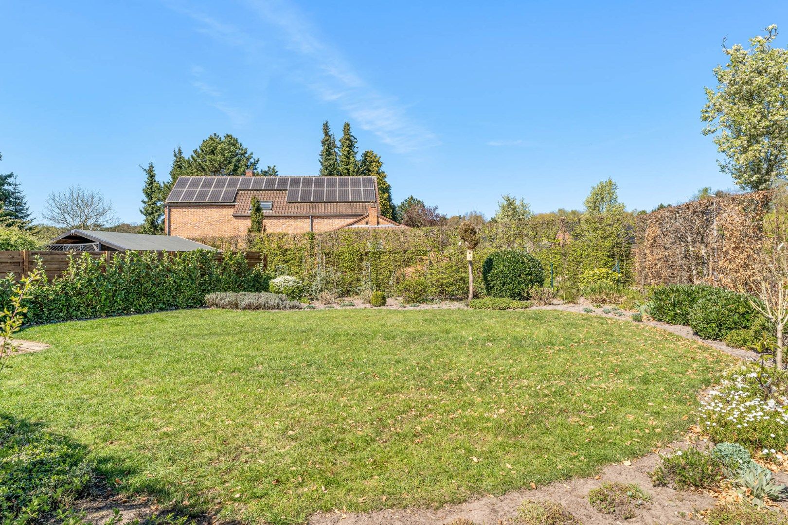Mooi landhuis met tuin en garage, 4 slpk, in gegeerde buurt foto 13