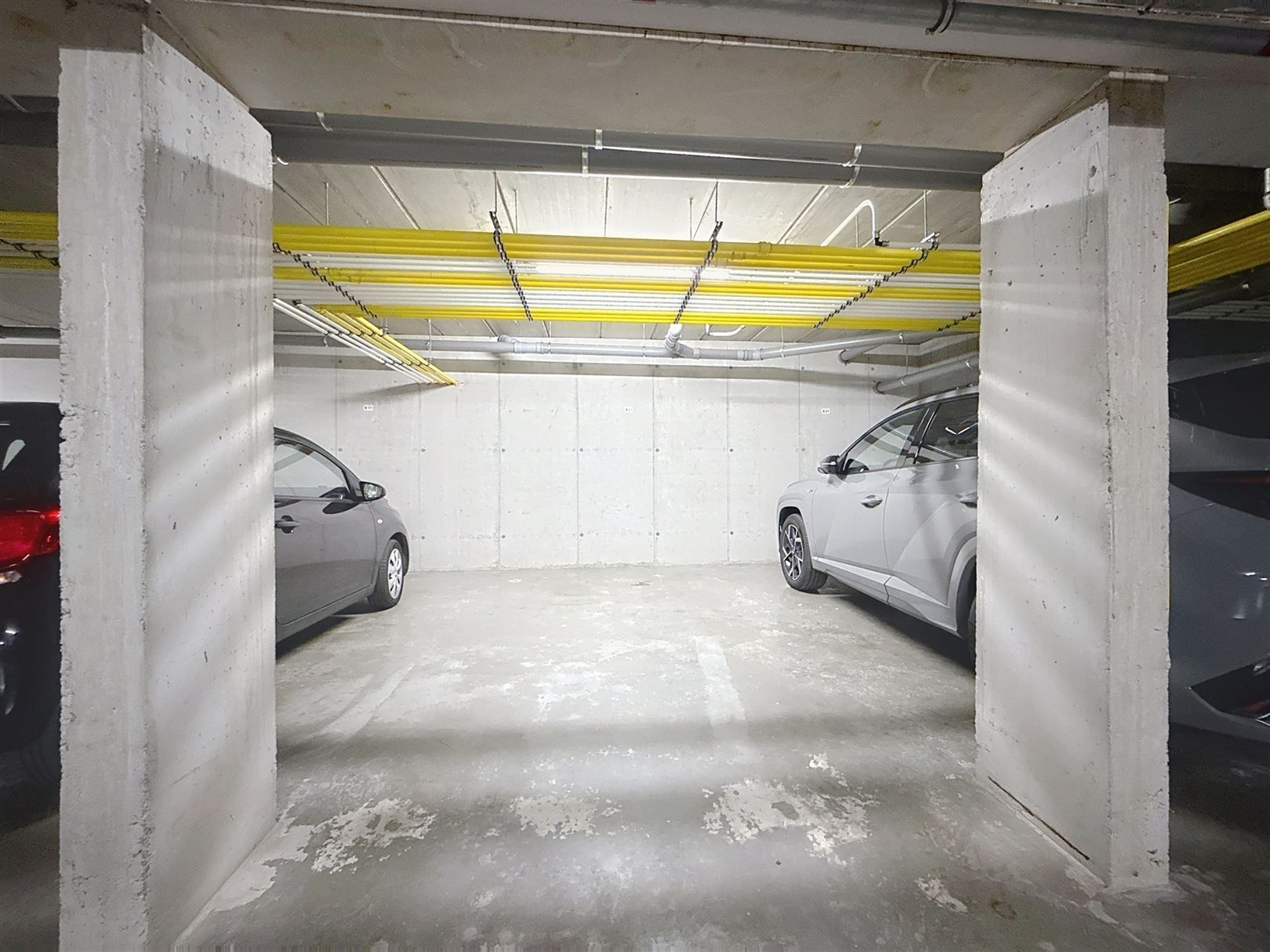 Mooi app, 3 slpks, terras, kelder en parking foto 29