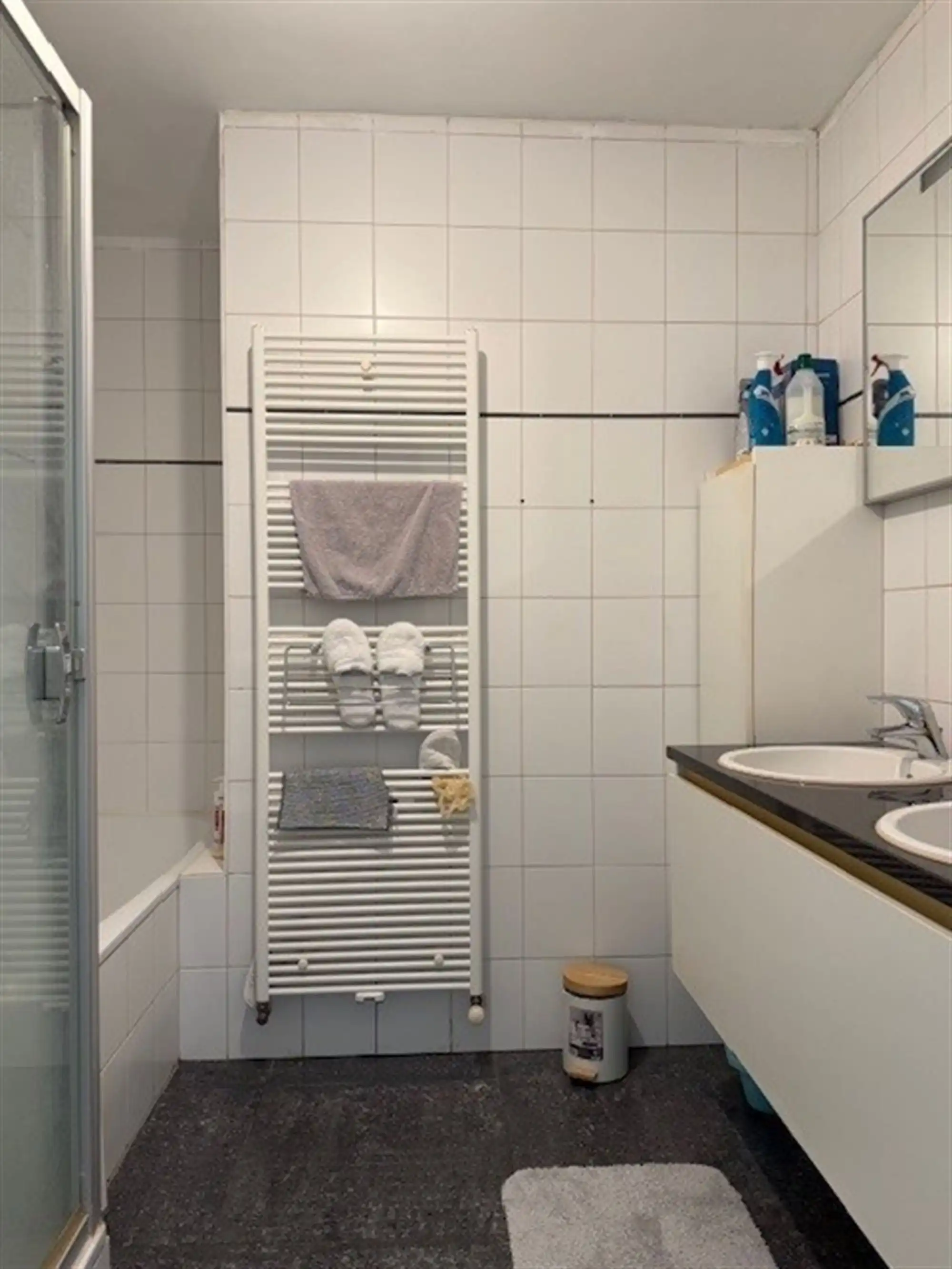 Modern 2 slpk met leuke tuin foto 4