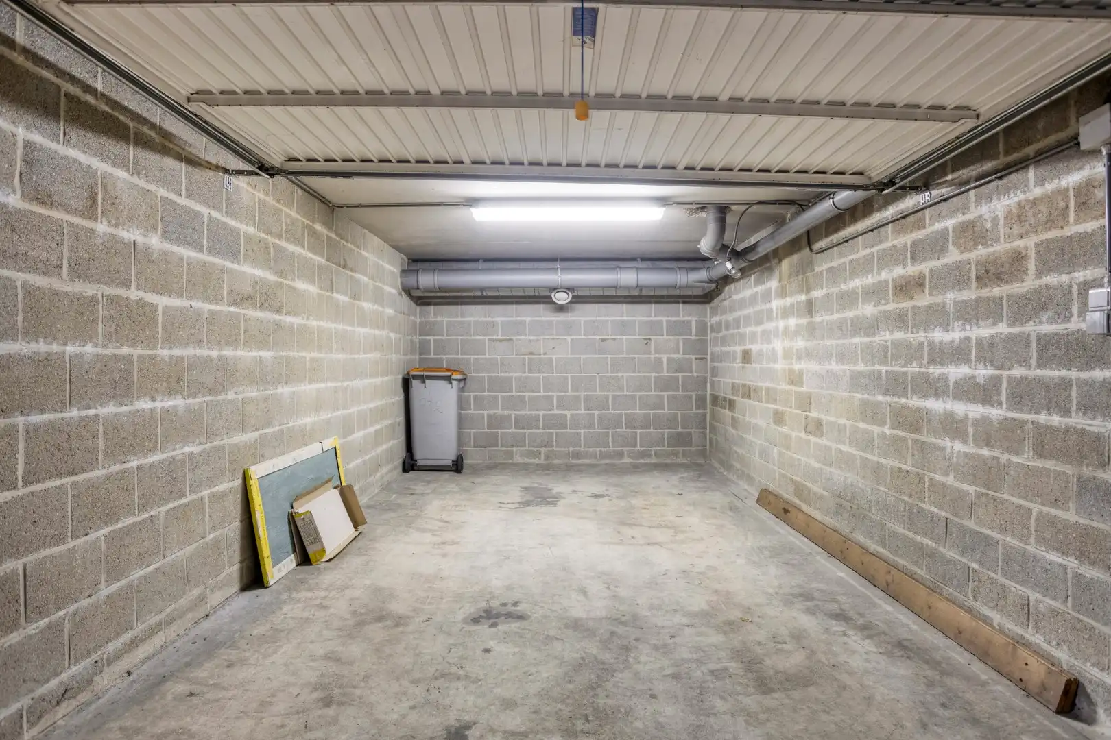 APPARTEMENT VAN 175m² MET 2 SLAAPKAMERS, 2 TERRASSEN en GESLOTEN GARAGE IN LANAKEN CENTRUM !  foto 25