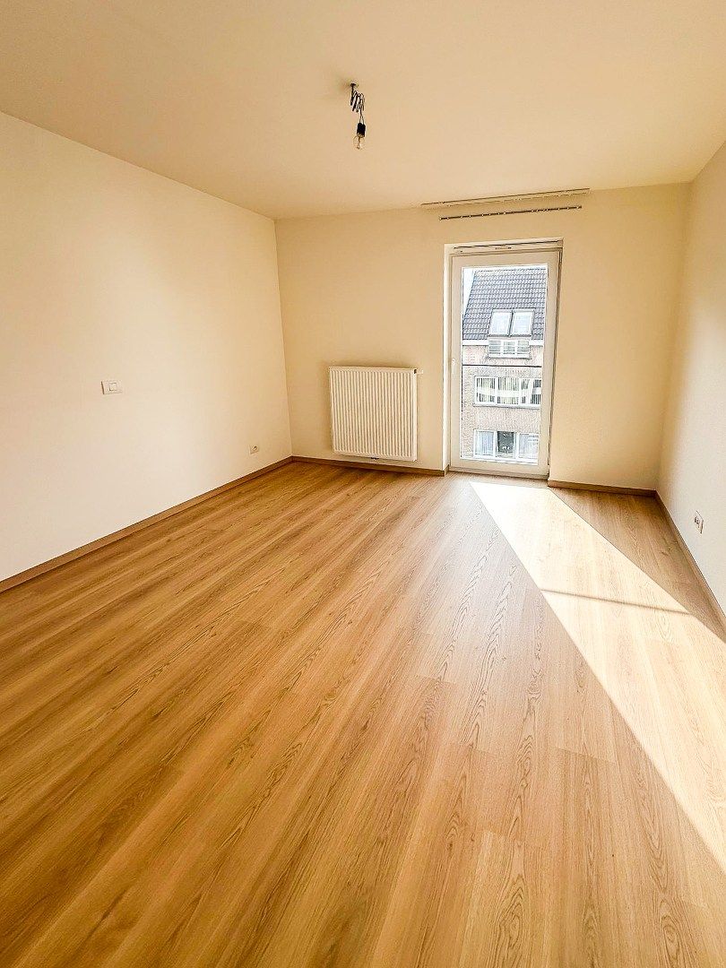 GEZELLIG EN MOOI APPARTEMENT OP TOPLIGGING! foto 7