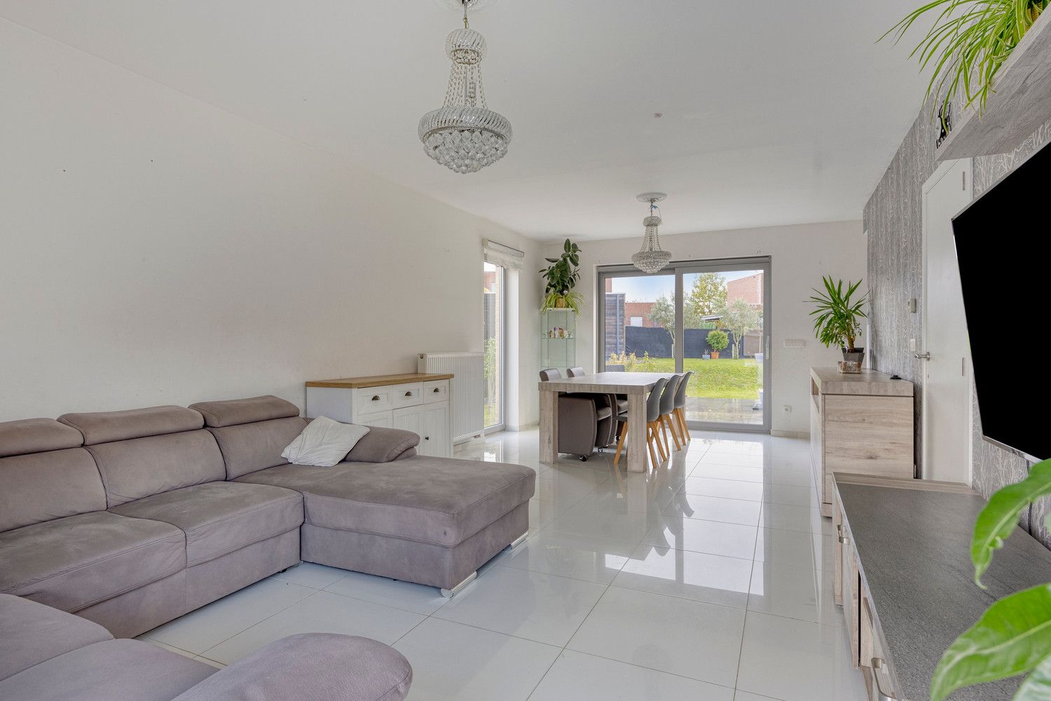 GEZINSVRIENDELIJKE HOB (2014) IN RUSTIGE STRAAT TE DIEST! foto 5