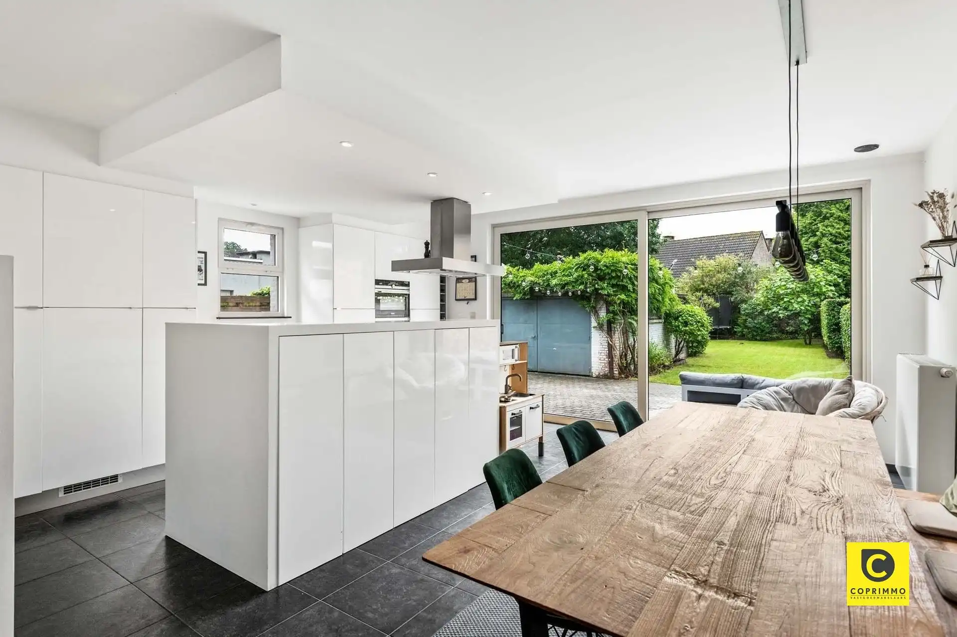 HOB: 4 slk. en 2 badk. op perceel 445 m²  foto 5
