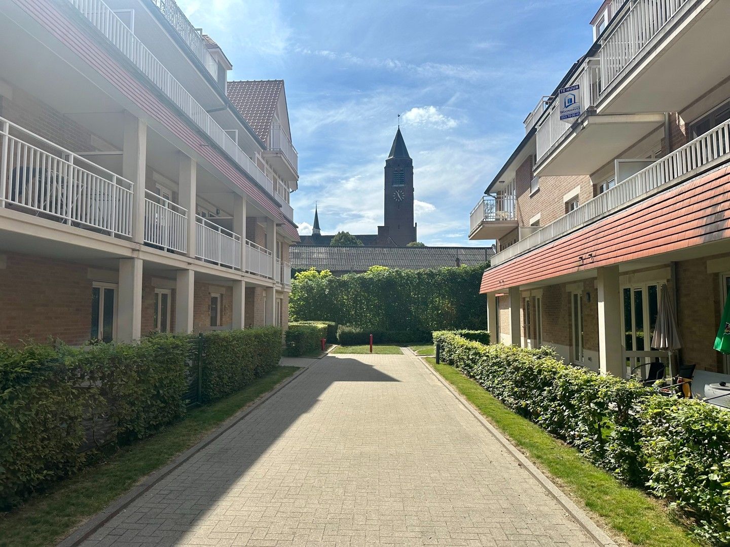 Instapklaar appartement op toplocatie te Erembodegem - Denderhof foto {{pictureIndex}}