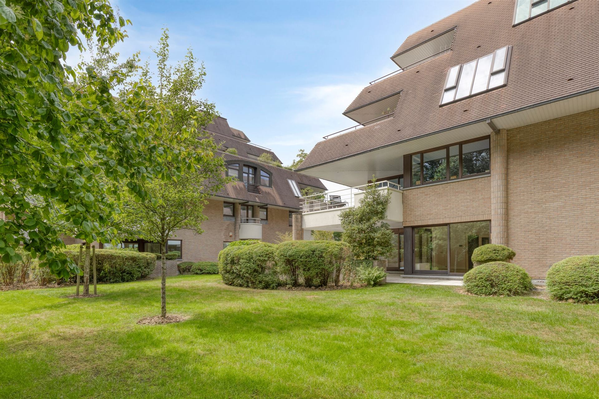 Exclusief gelegen villa-appartement in Ukkel, te Fort Jaco foto 24