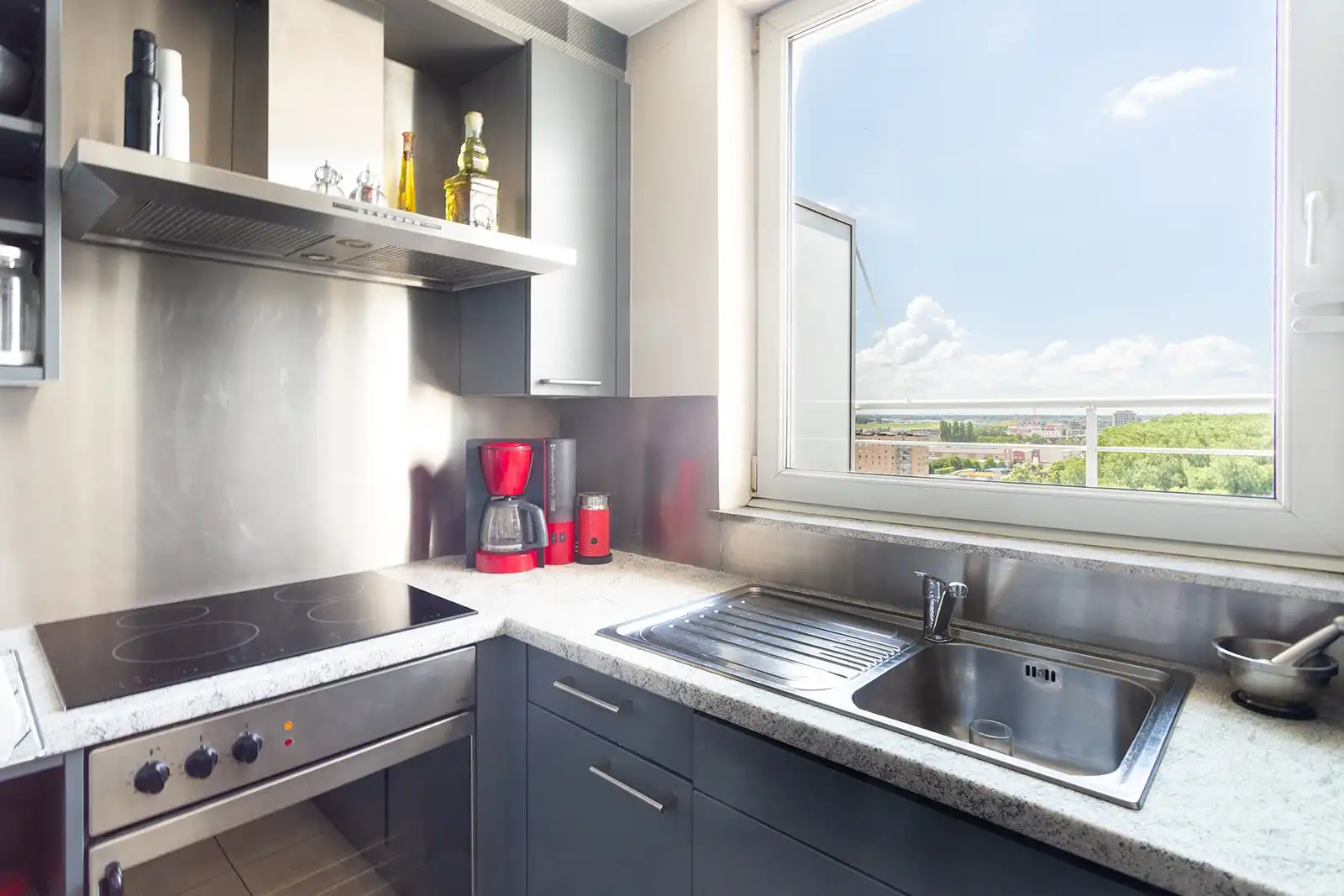 Exclusief penthouse met panoramisch uitzicht op de 12de verdieping foto 16