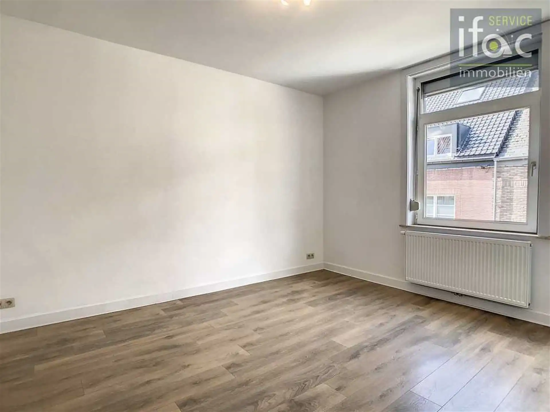 Gerenoveerde 4 slaapkamer woning in centrum Tervuren foto 14