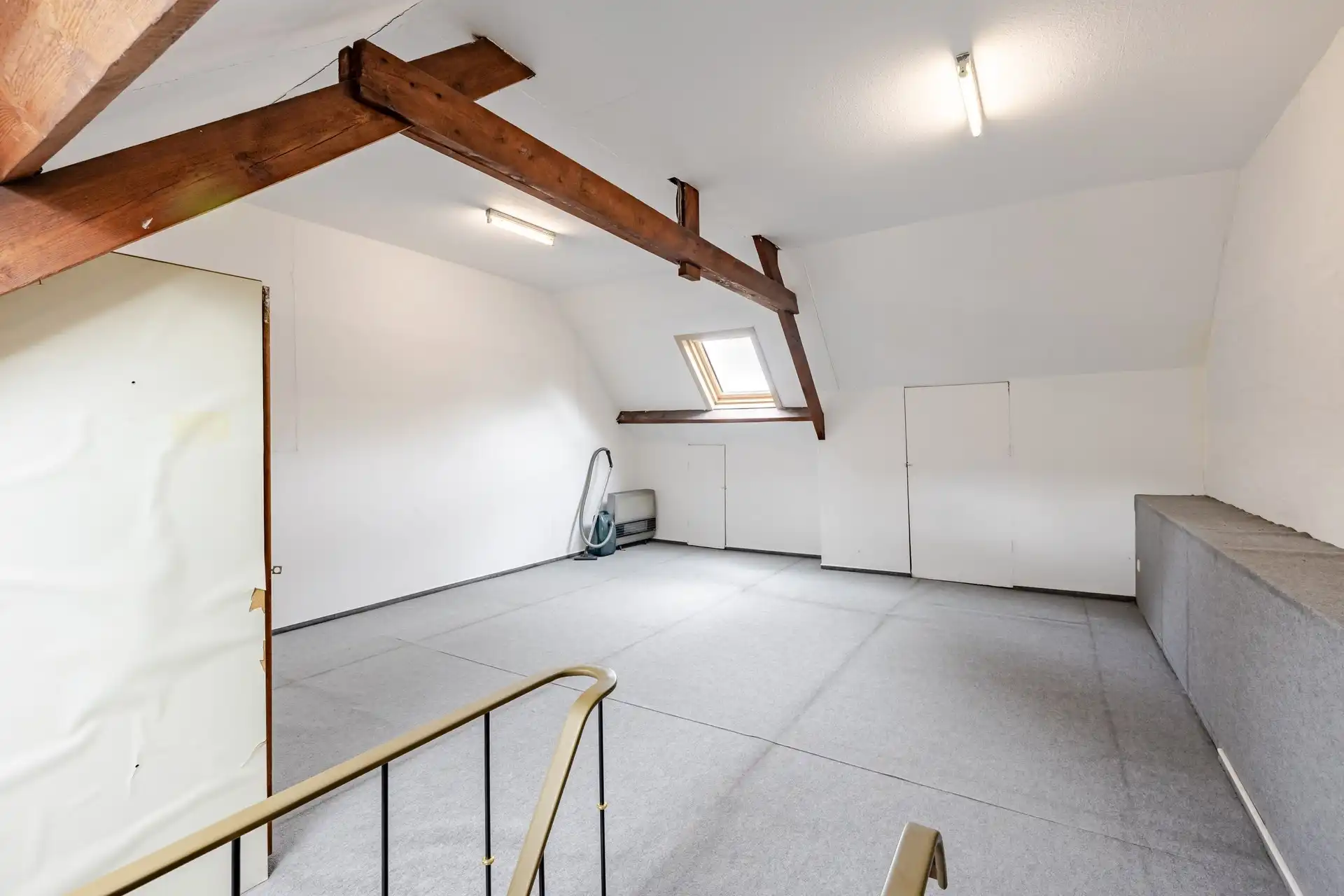 Instapklare gezinswoning met 4 slaapkamers  foto 20