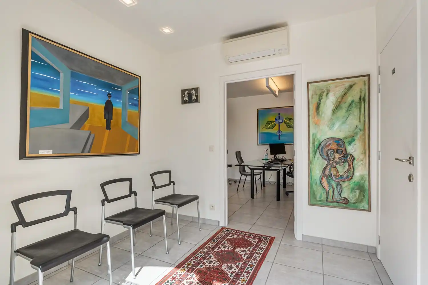 Woning met aparte praktijkruimte(opslagruimte) op strategisch gelegen locatie, instapklaar en energiezuinig! foto 24