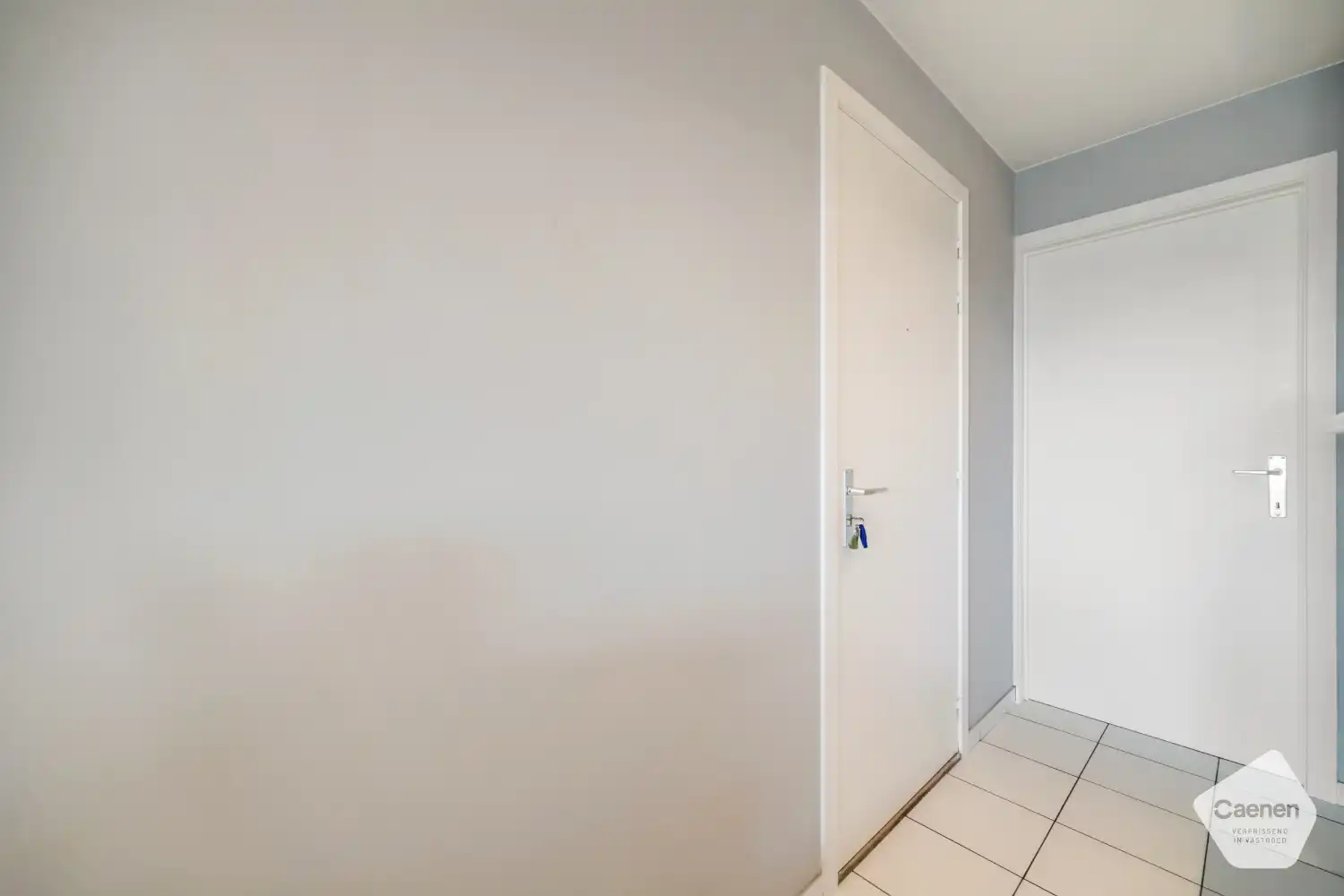 Lichtrijk twee slaapkamer appartement met terras op toplocatie foto 16