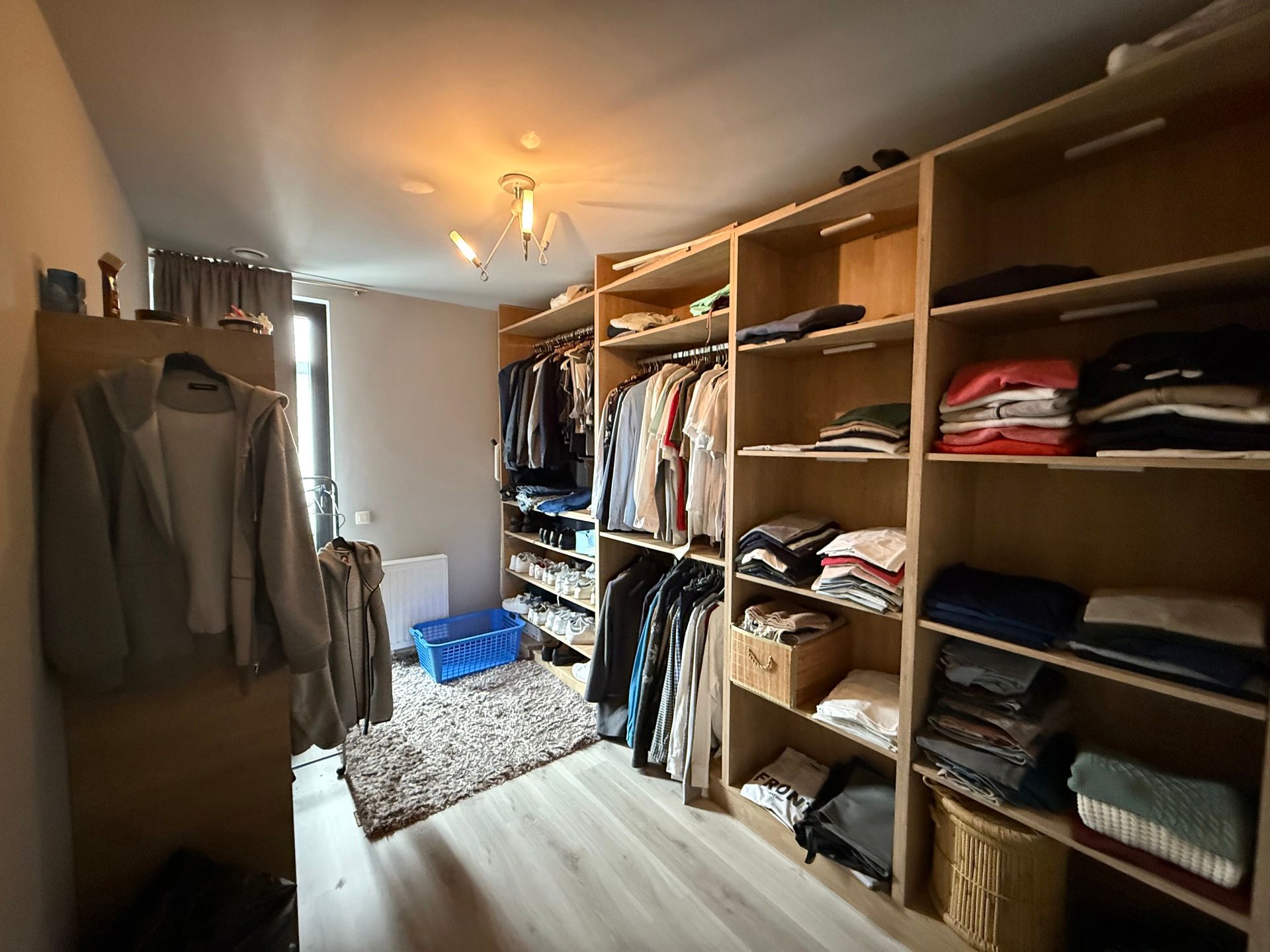 LIEDEKERKE - Luxueus appartement met staanplaats. foto 12