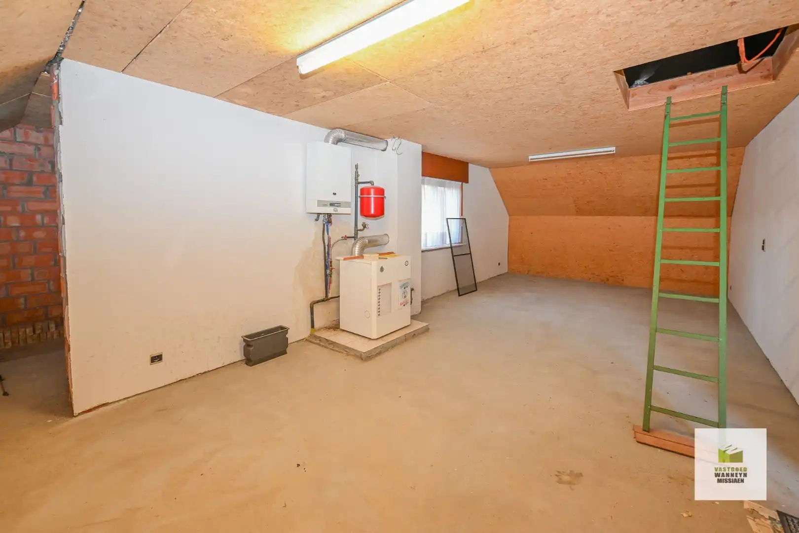 Zeer centraal en rustig gelegen ruime woning met 5 slaapkamers foto 21