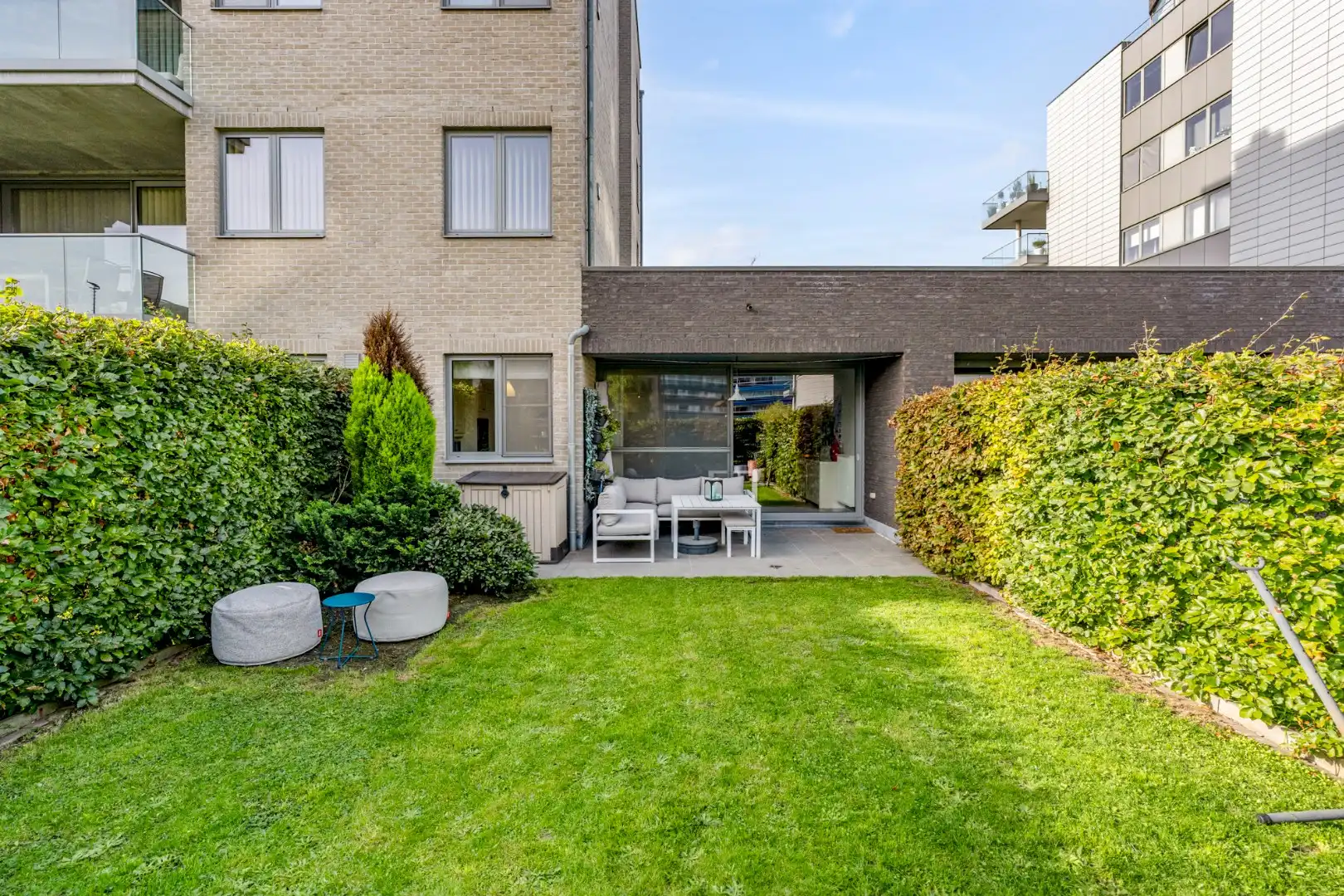 Gelijkvloers appartement (105m²), 2 slpk, tuin/terras, autostaanplaats + kelderberging foto 7