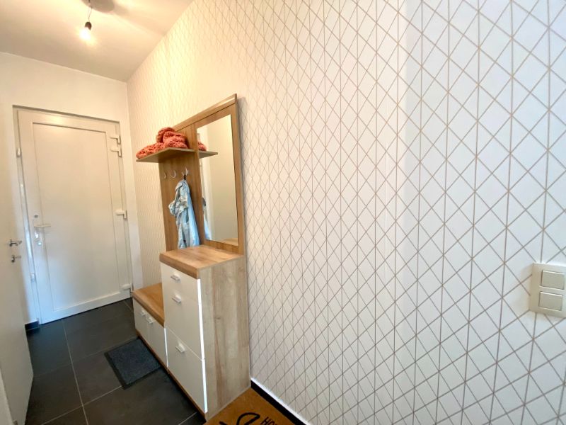 Moderne rijwoning met 2 slaapkamers, tuin en parkeerplaats foto 2