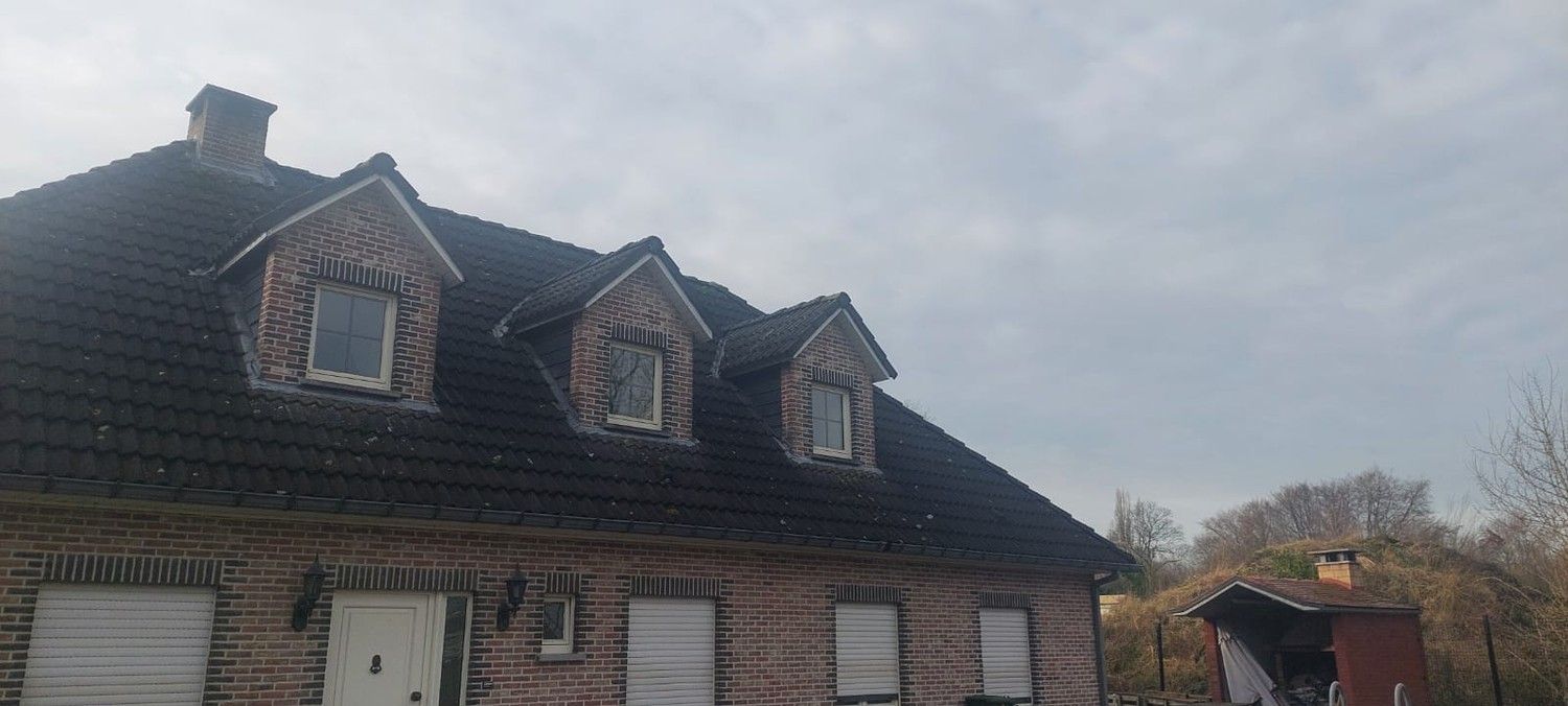 Zeer ruime woning met 4 slaapkamers, groot terras en 2 autostaanplaatsen! foto 12